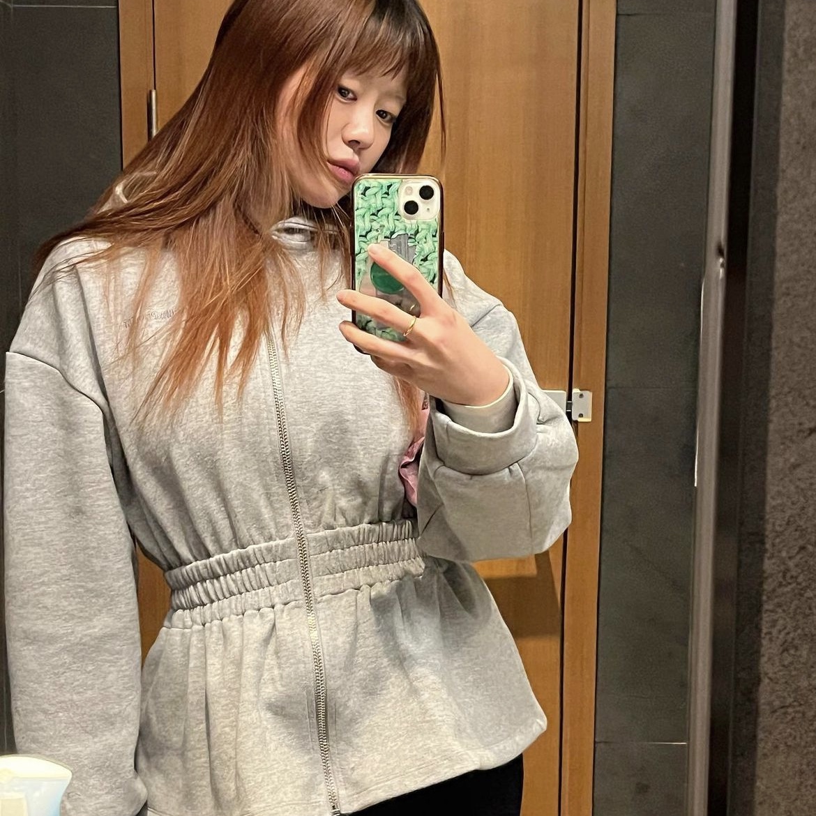 TRUNKPROJECT Ruffle Hoodie Grey 착용 스타일