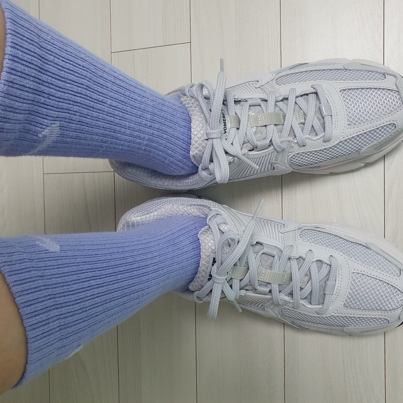 Nike Zoom Vomero 5 SP Vast Grey 2023 착용 스타일 - 6