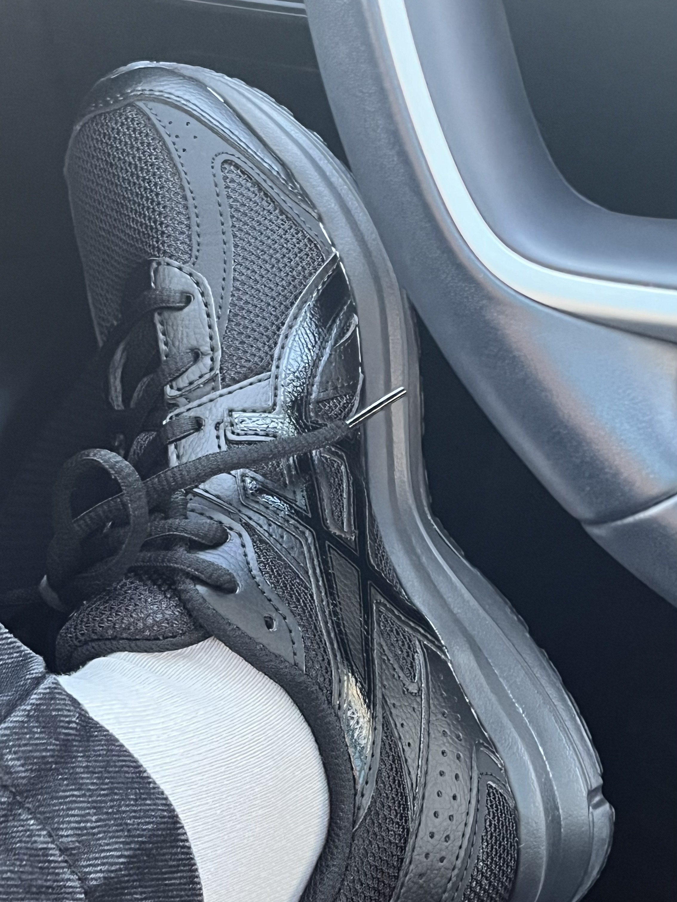 Asics Jog 100 S Black - 2E Wide 착용 스타일