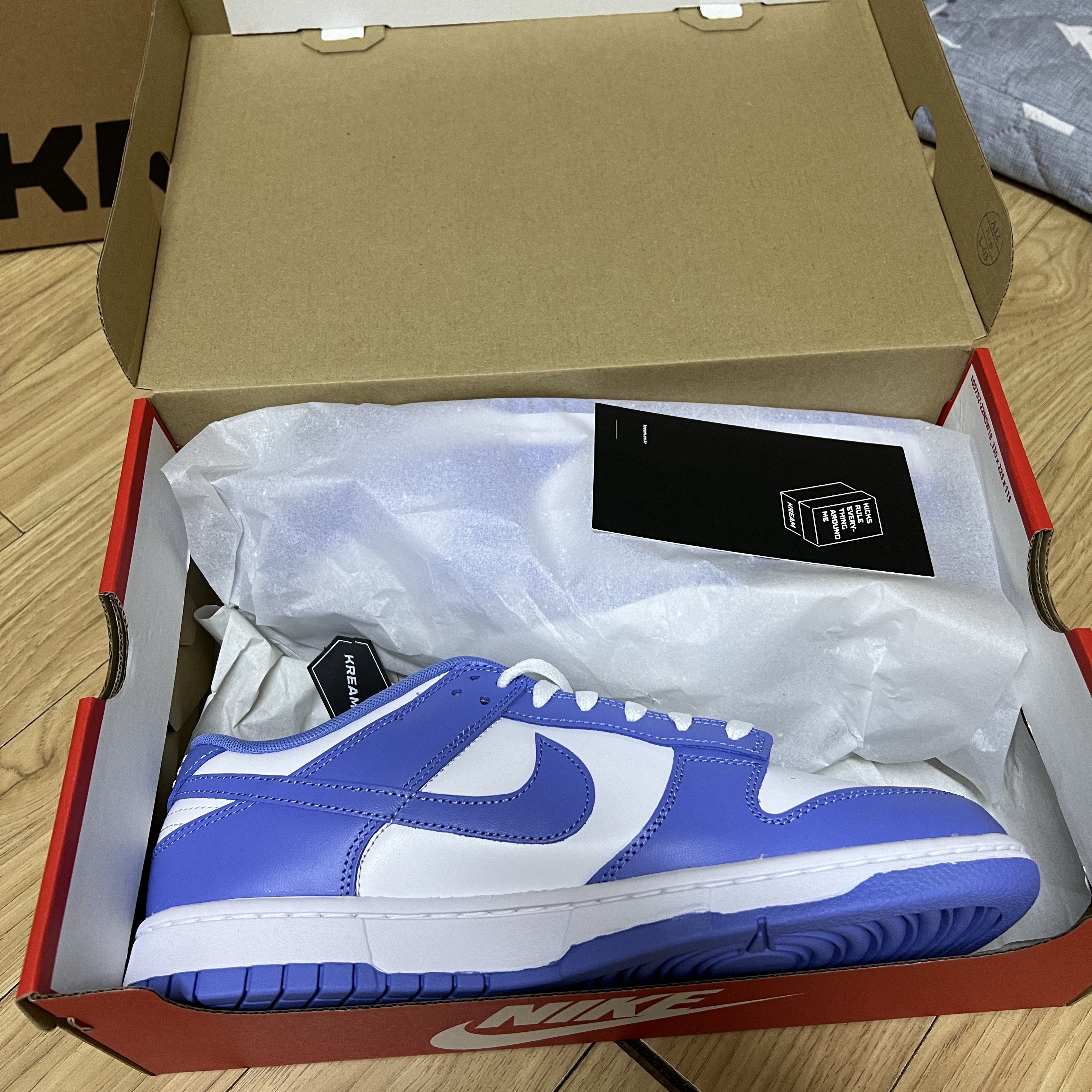 Nike Dunk Low Retro White Polar Blue 착용 스타일 - 2