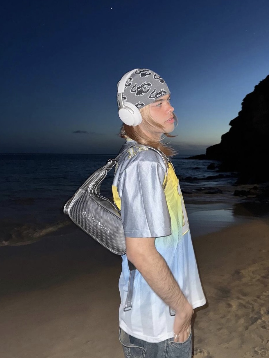 Ottolinger x Puma Small Bag Silver 착용 스타일 - 1