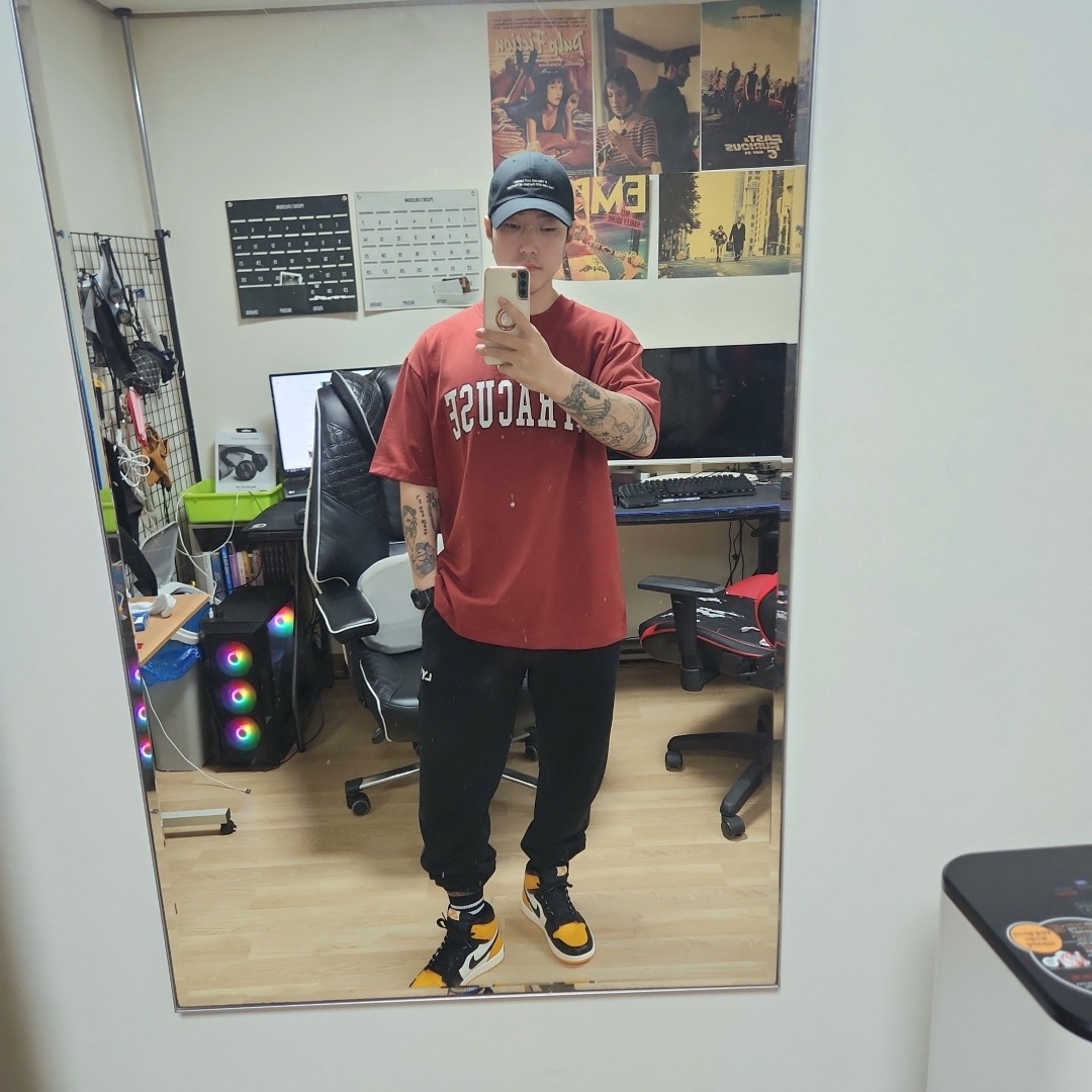 Jordan 1 Retro High OG Taxi 착용 스타일