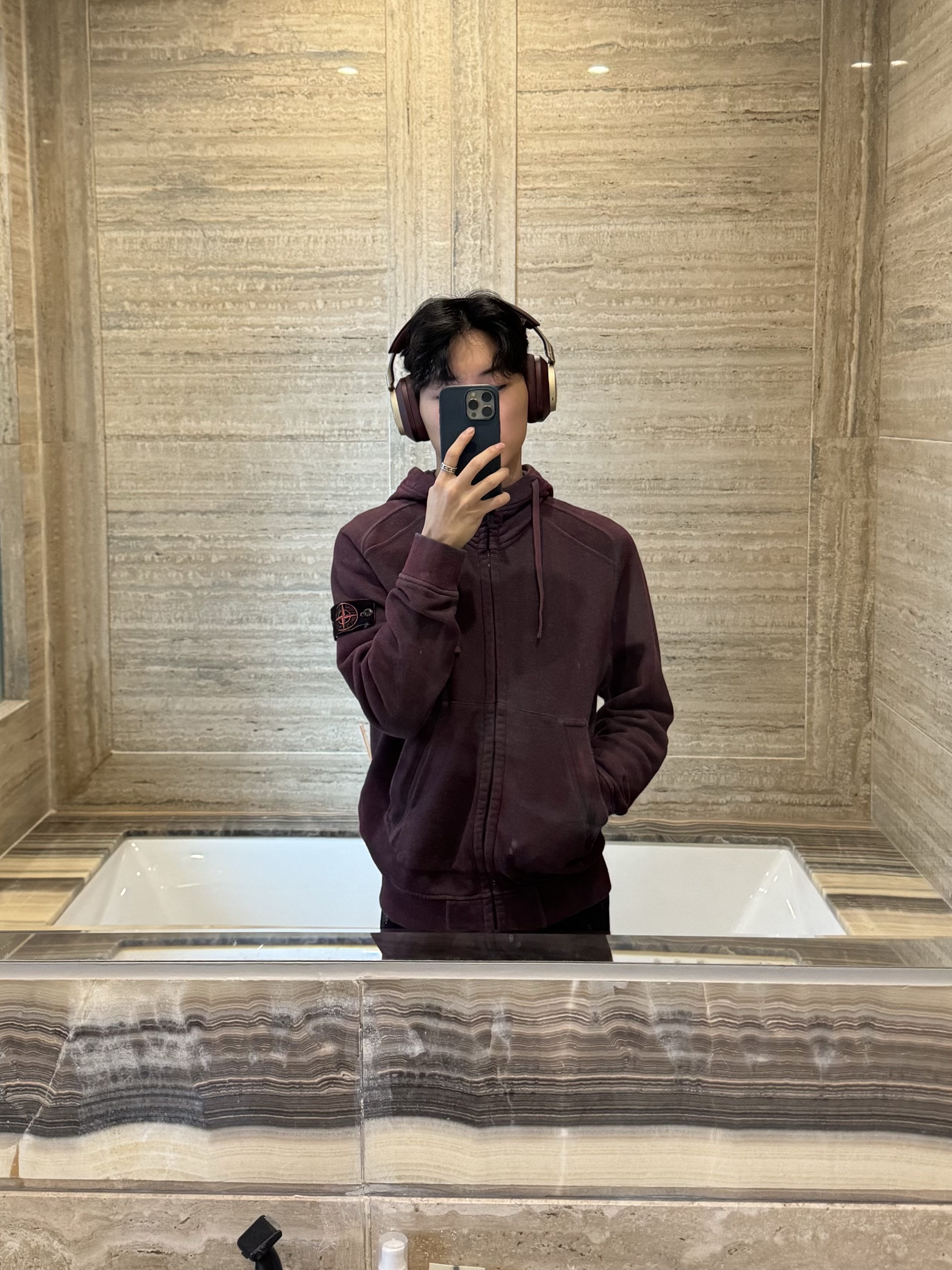 Stone Island 62190 Dust Colour Treatment Full Zip Hooded Sweatshirt Rose Quartz Mellange - 21SS 착용 스타일 - 1