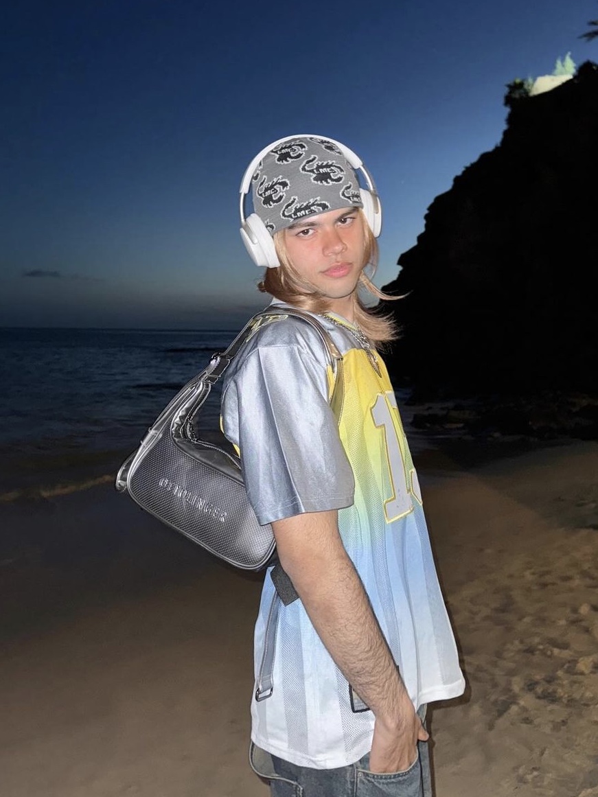 Ottolinger x Puma Small Bag Silver 착용 스타일 - 3