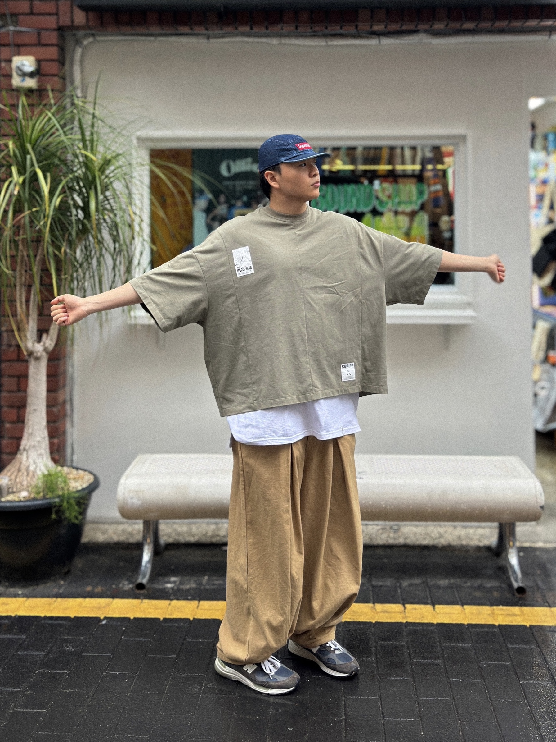 Supreme Washed Chino Twill Camp Cap Denim - 22FW 착용 스타일 - 4
