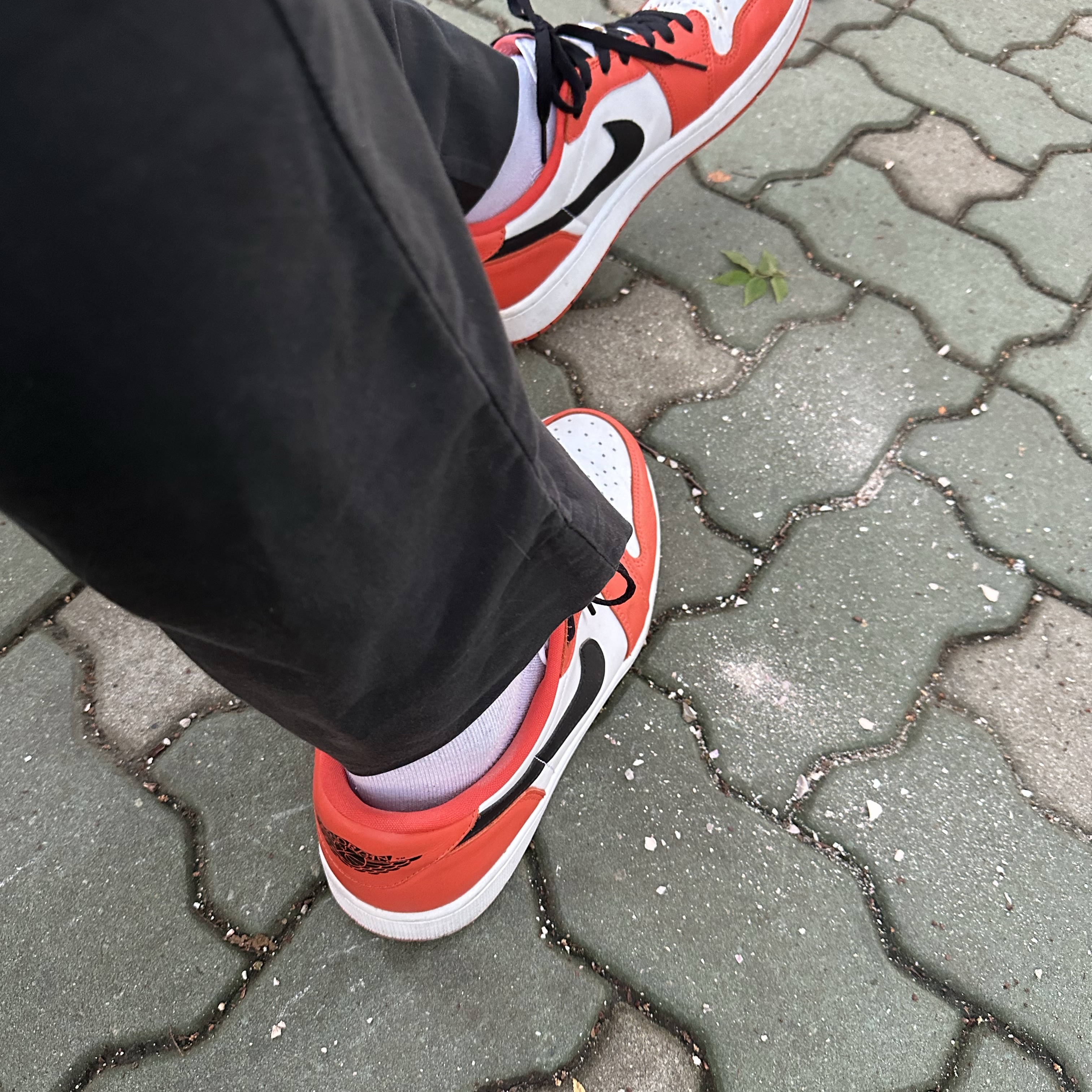 Jordan 1 Low OG Starfish 착용 스타일 - 3