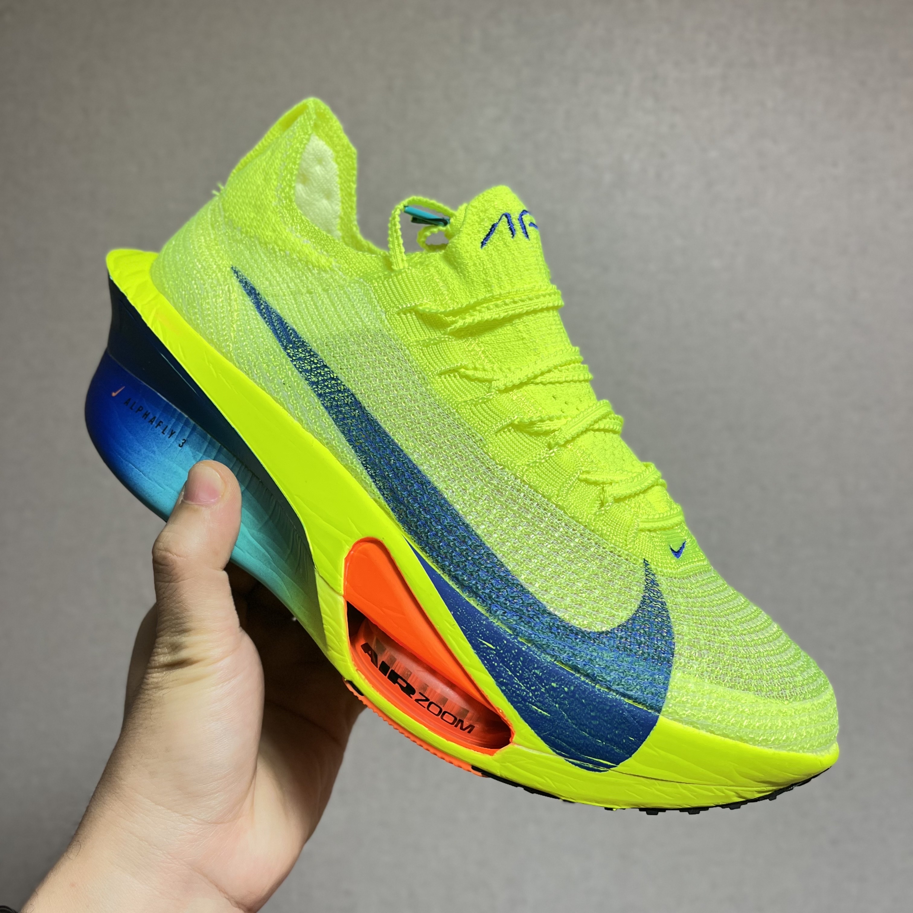 Nike Air Zoom Alphafly Next% 3 Volt 착용 스타일