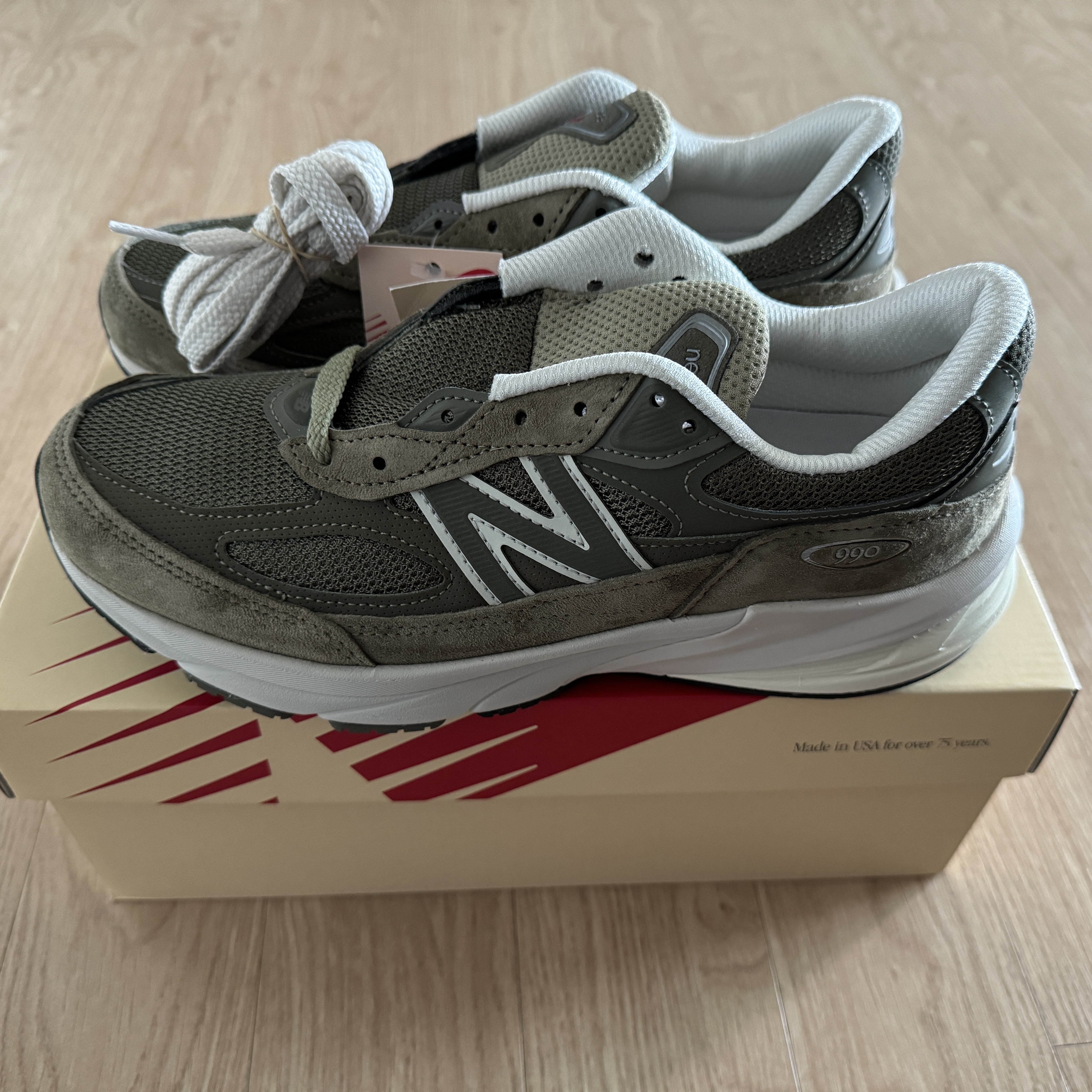 New Balance 990v6 Made in USA True Camo 착용 스타일 - 1