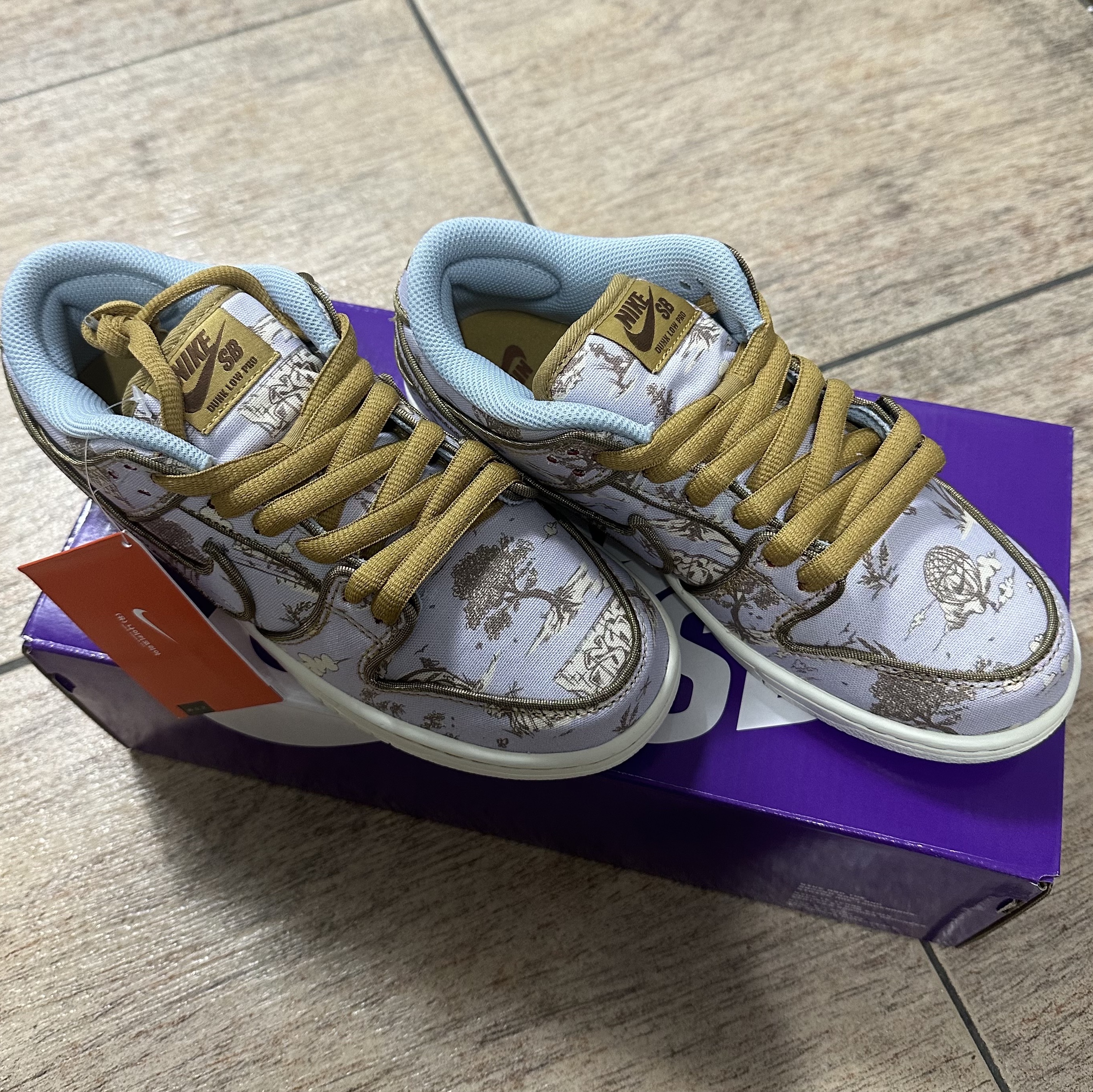 Nike SB Dunk Low Pro Premium Toile 착용 스타일 - 1