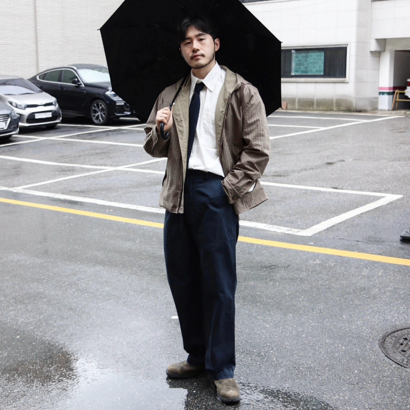 BLUNDSTONE Lug 2239 Chelsea Boots Rustic Brown 착용 스타일 - 1