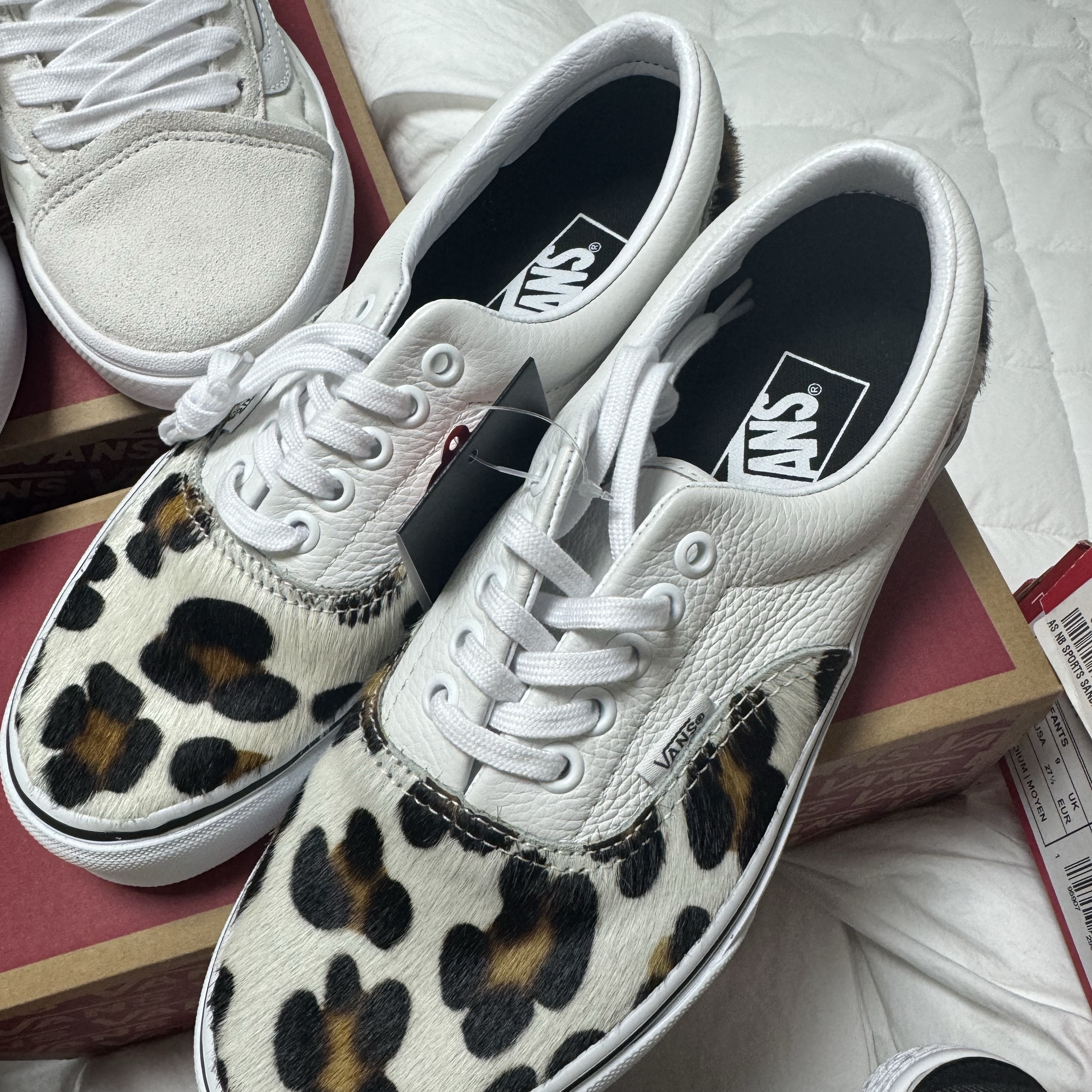 Vans Era Leopard True White 착용 스타일