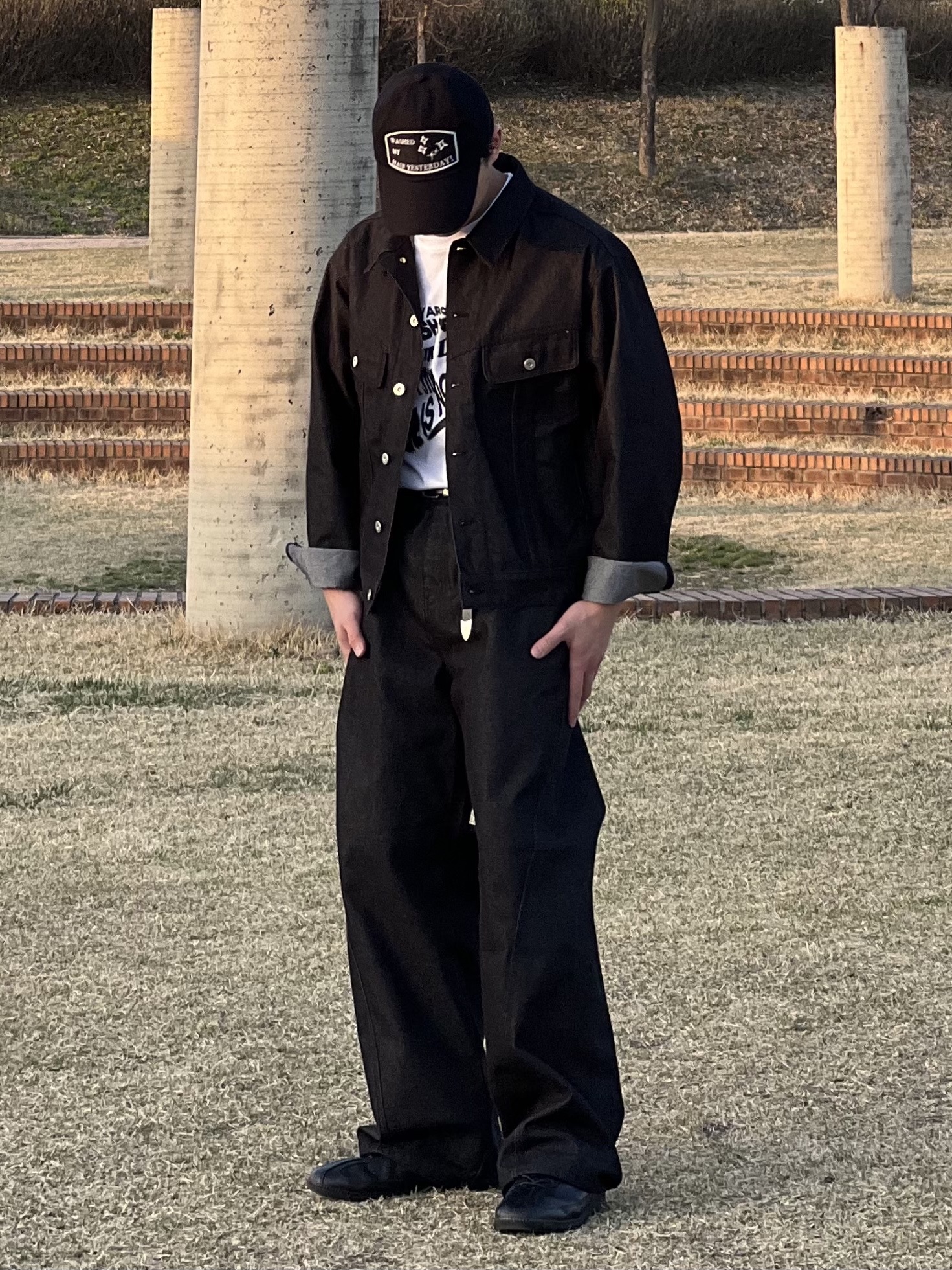 Pemont Dress Black 착용 스타일
