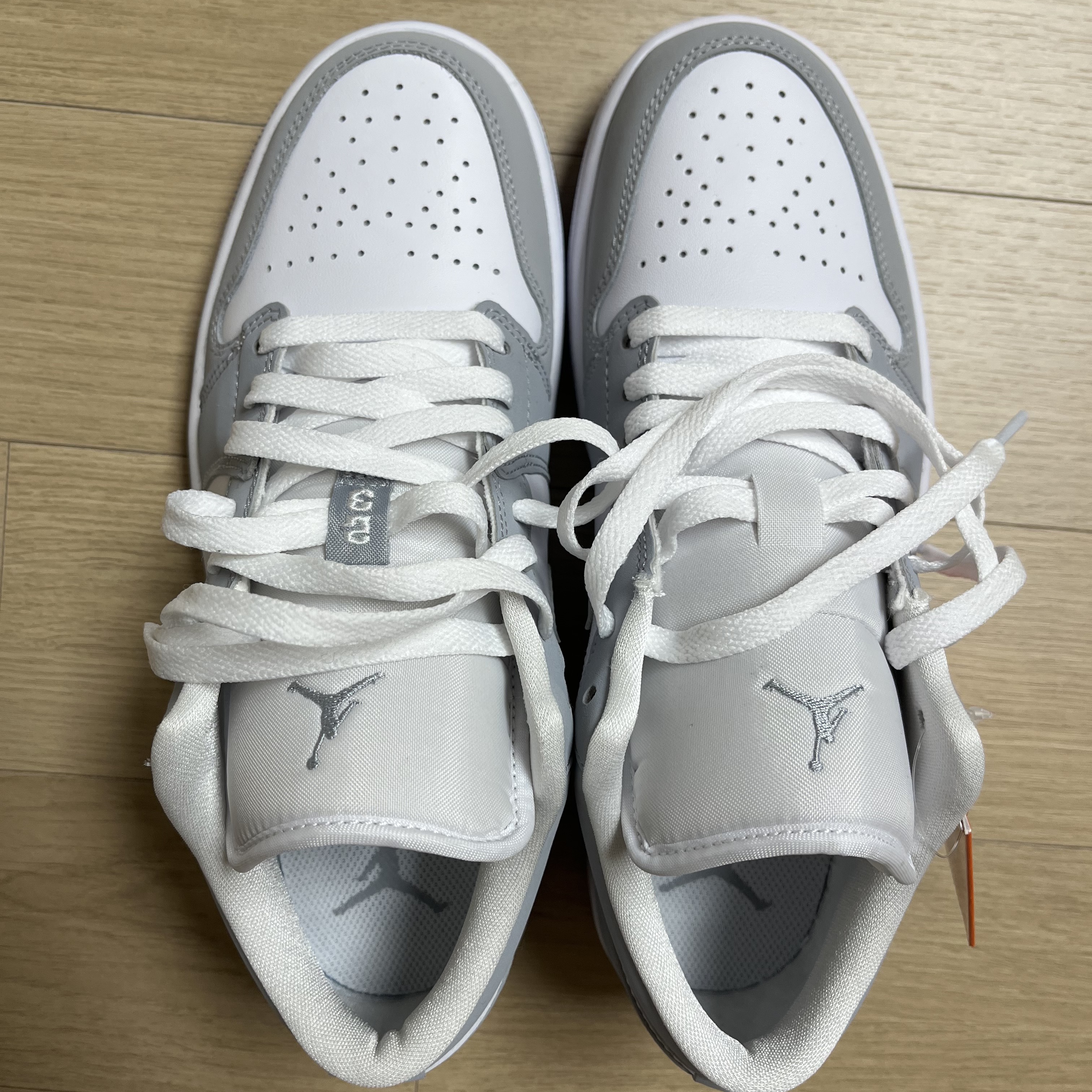 (W) Jordan 1 Low White Wolf Grey 착용 스타일