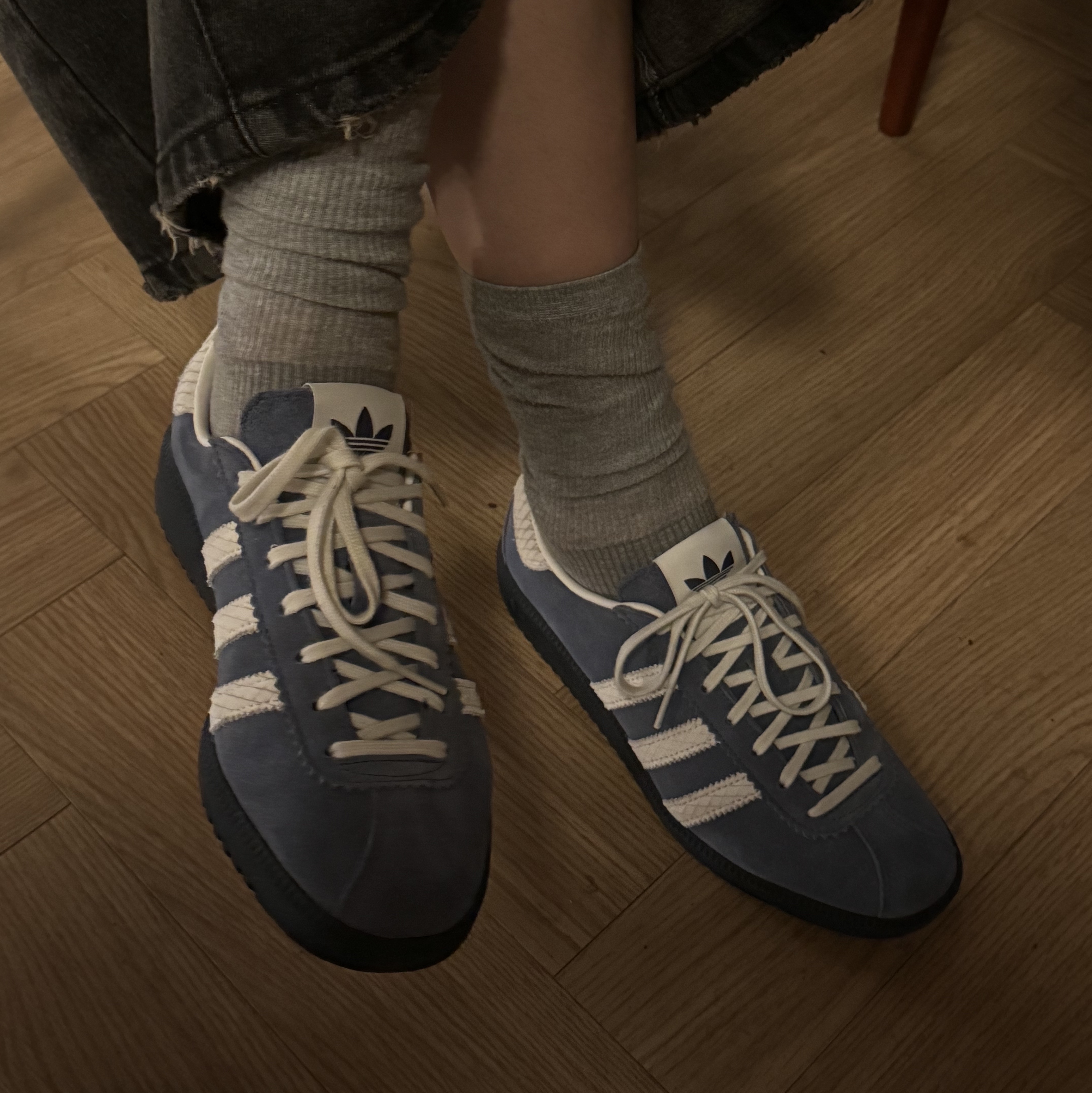 (W) Adidas Bermuda Night Indigo Preloved Ink 착용 스타일 - 1