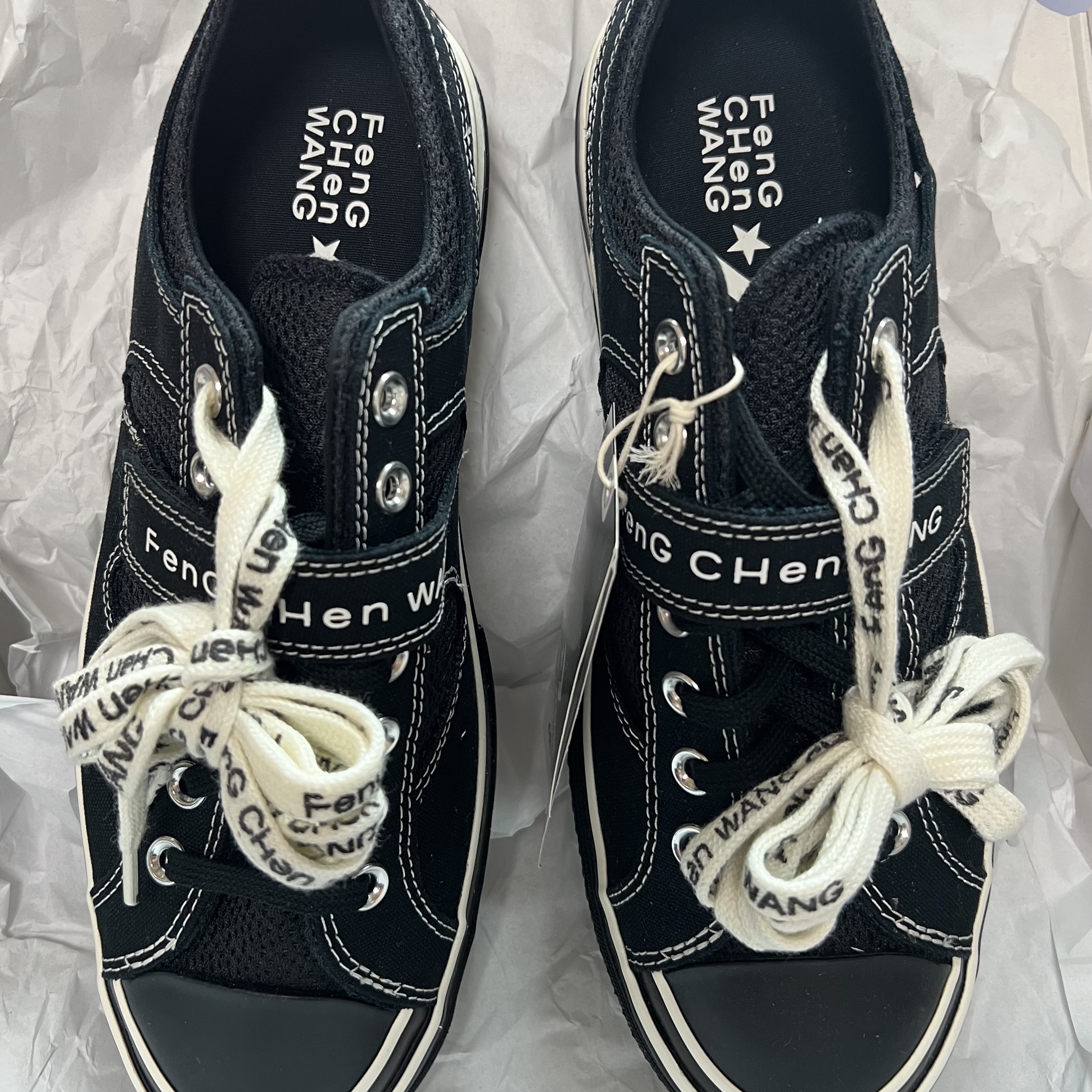 Converse x Feng Chen Wang Chuck 70 Ox 2-in-1 Black 착용 스타일 - 2