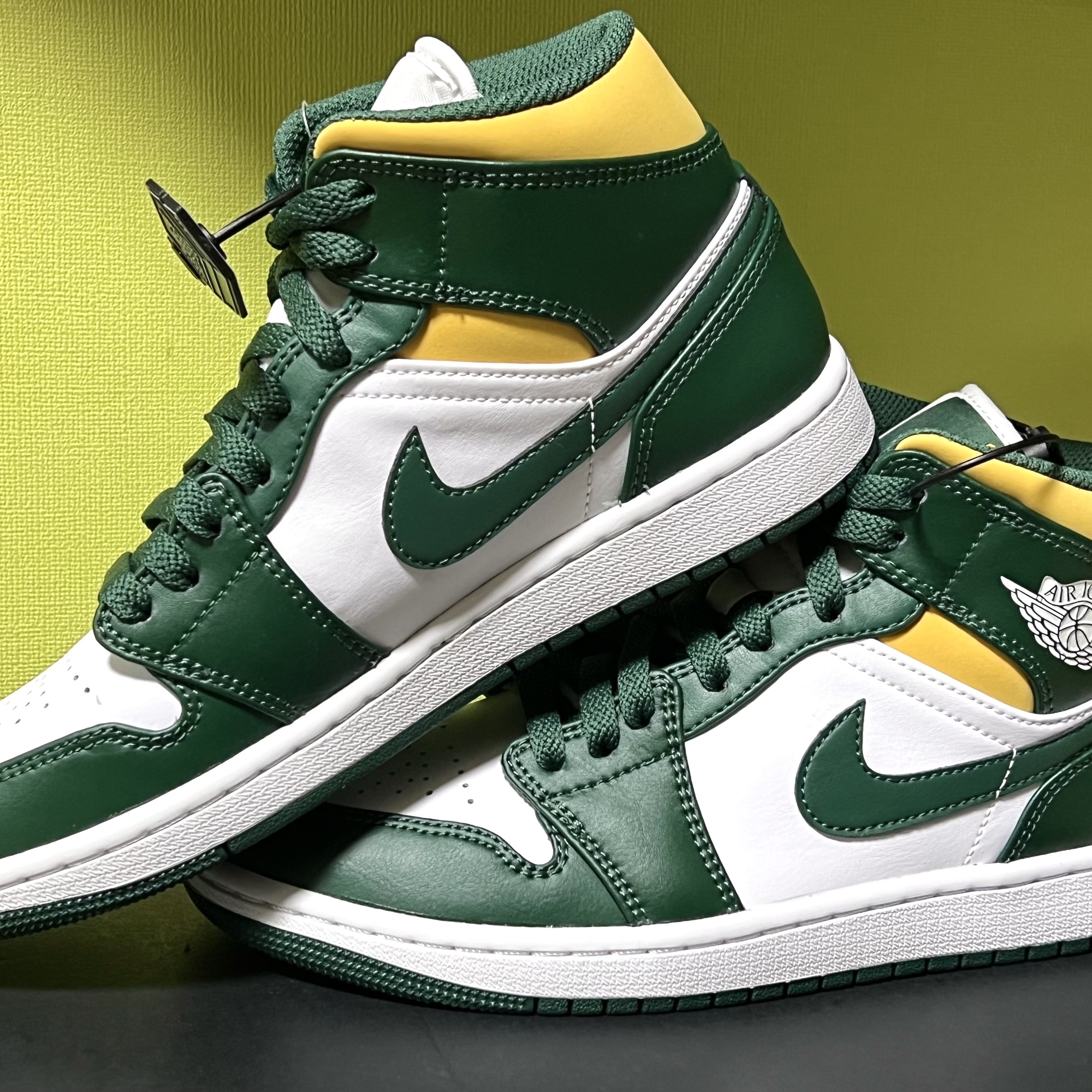 Jordan 1 Mid Sonics 2021 착용 스타일 - 2