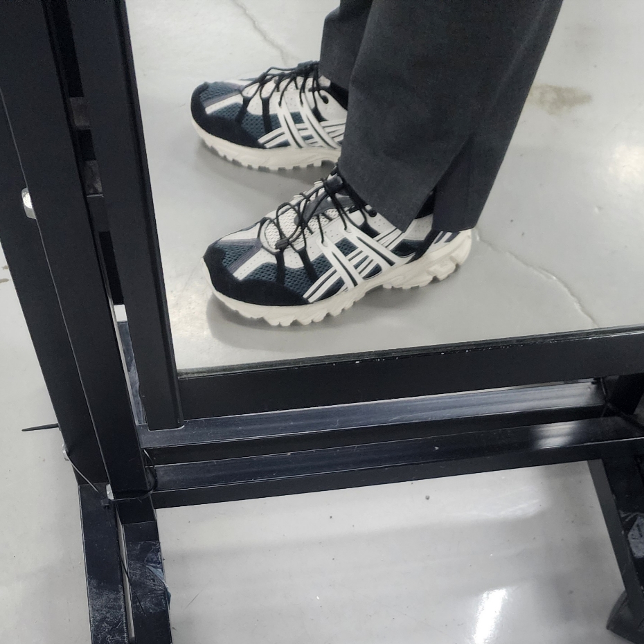 Asics Unlimited Gel-Sonoma 15-50 Carrier Grey White Alyssum 착용 스타일