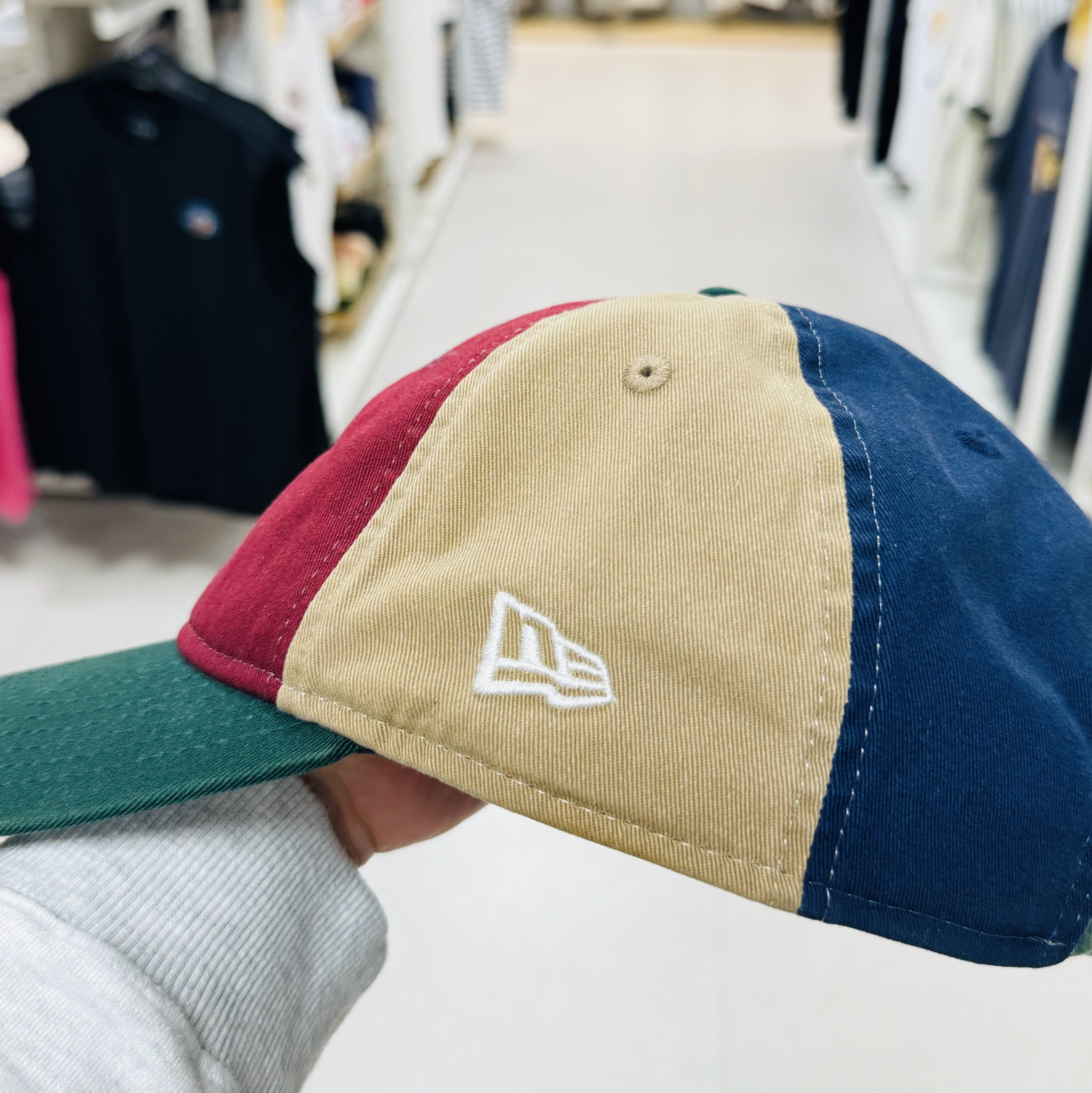 IAB Studio x New Era New York Cap Multi, IAB Studio Long Sleeve Light Gray 착용 스타일 - 5
