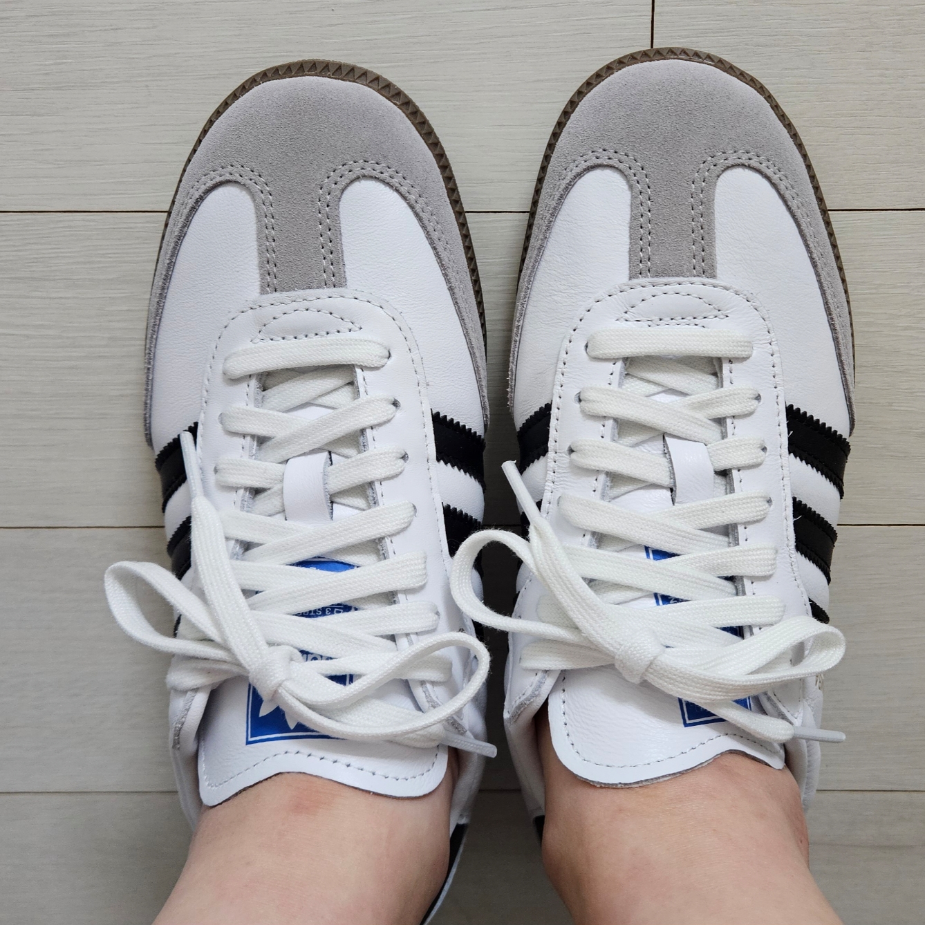 Adidas Samba OG Cloud White 착용 스타일