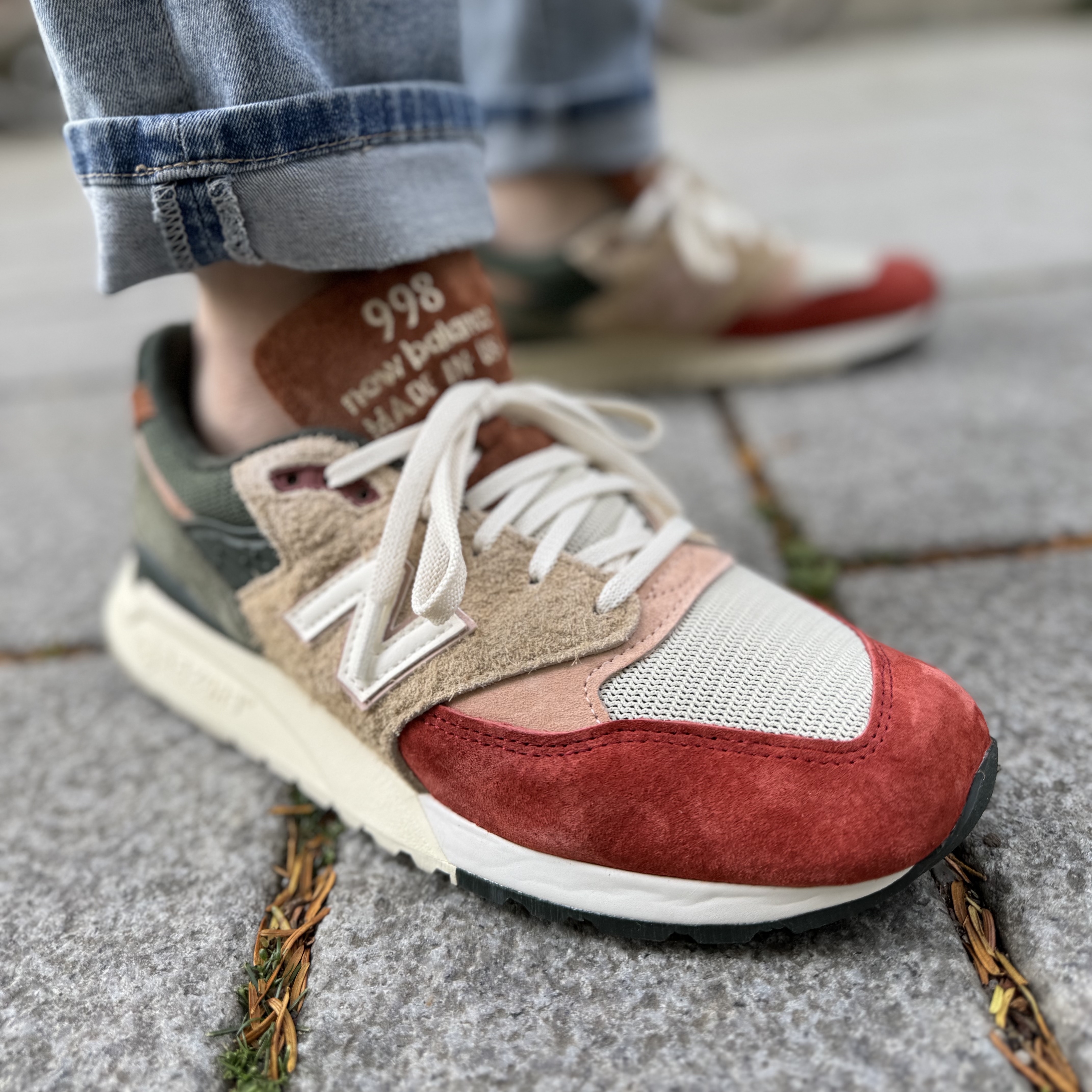 New Balance x Ronnie Fieg x Frank Lloyd 998 Broadacre City Beige 착용 스타일
