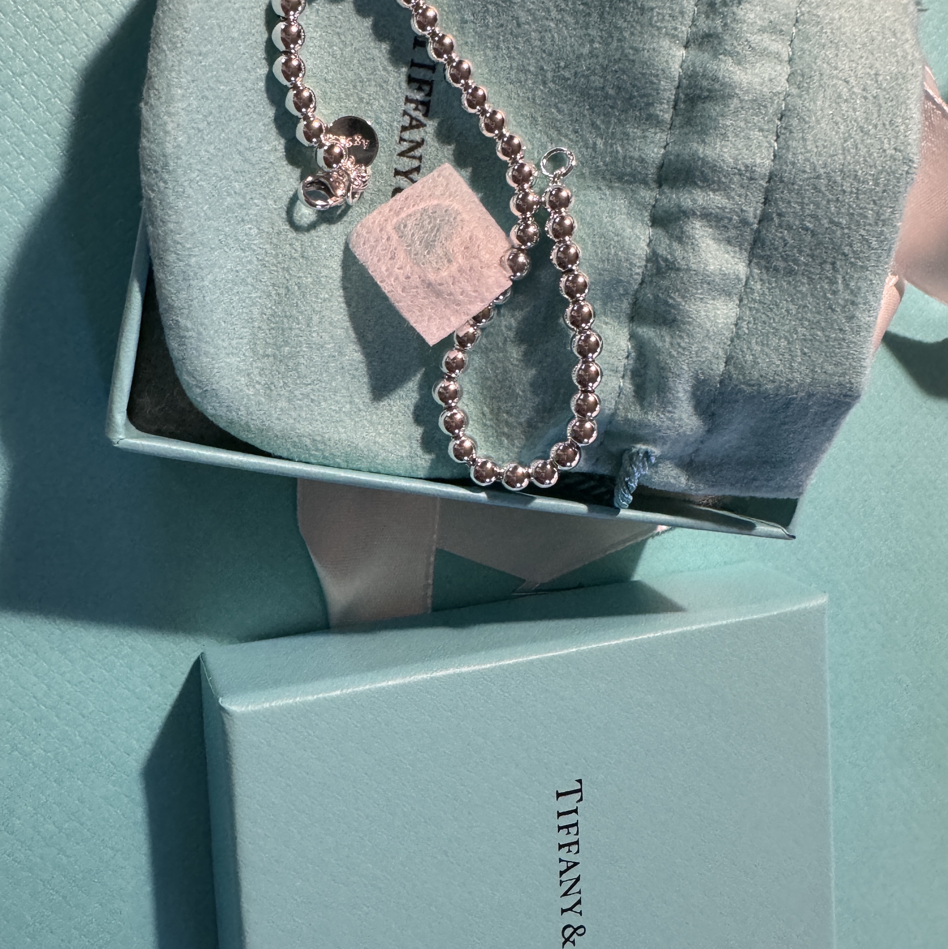 Tiffany & Co. Return to Tiffany Blue Heart Tag Bead Bracelet Silver 착용 스타일