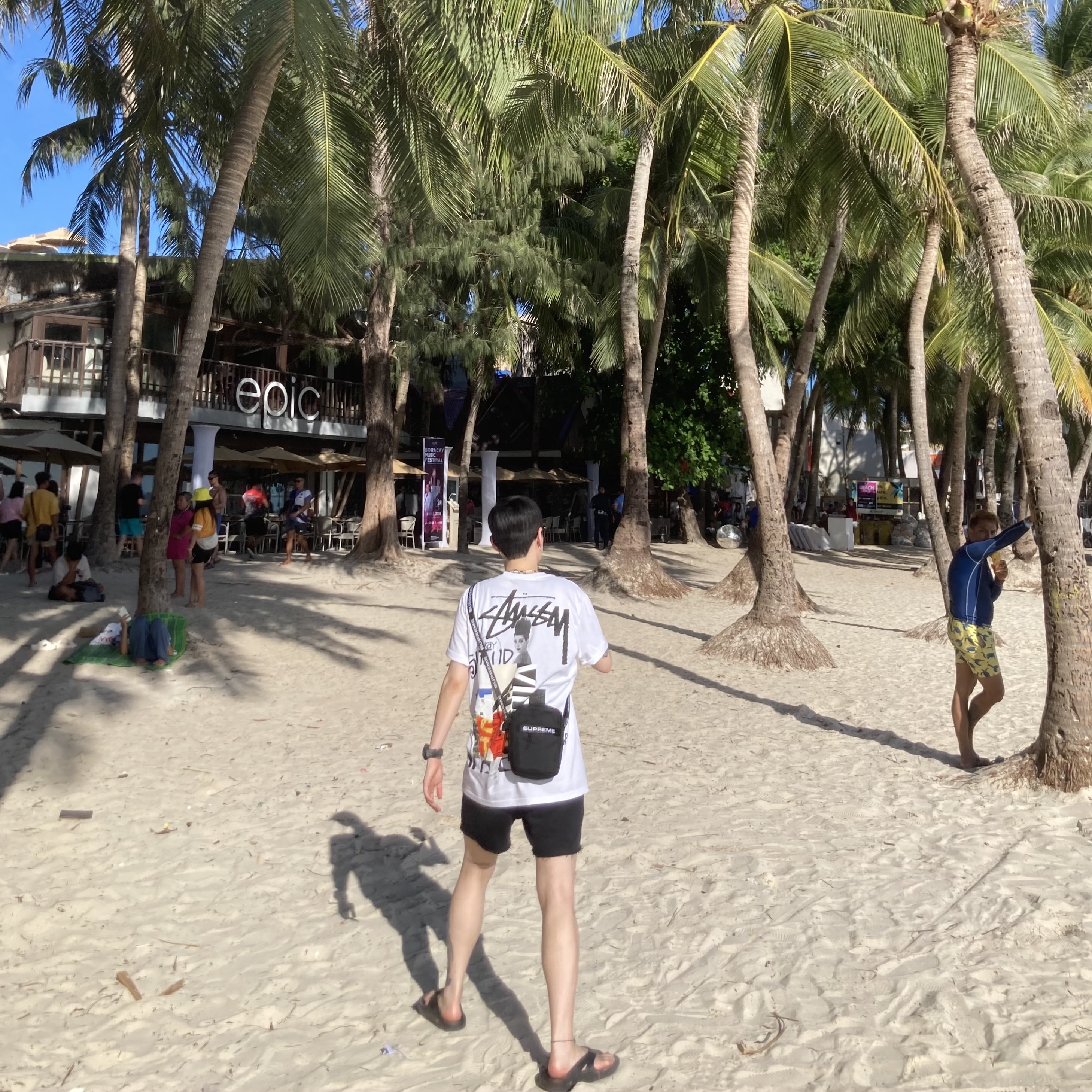 Stussy David Carson Do Your Thang T-Shirt White, Oofos OOriginal Black 착용 스타일