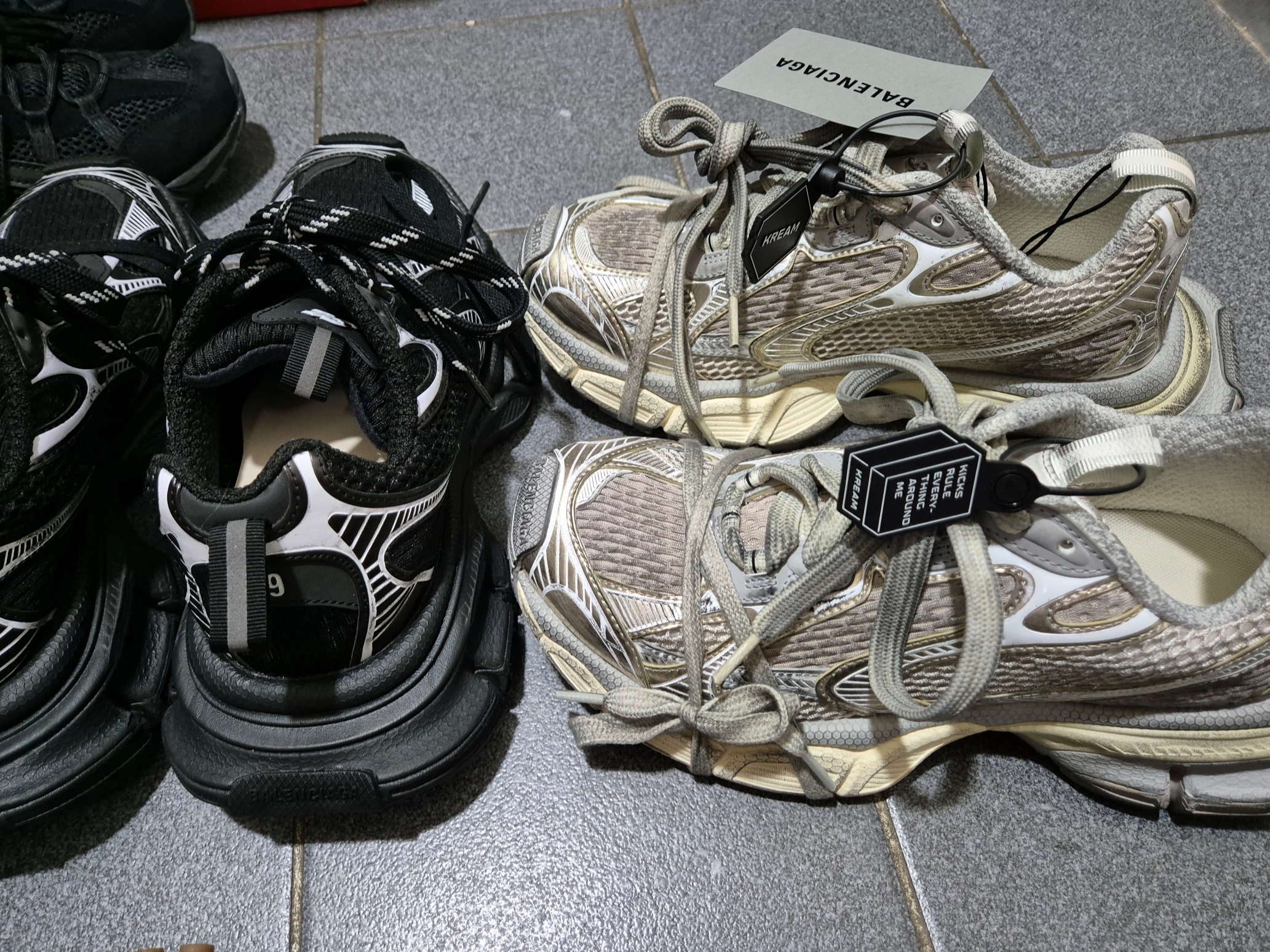 Balenciaga 3XL Sneakers Black White, Balenciaga 3XL Sneakers Light Beige 착용 스타일 - 2