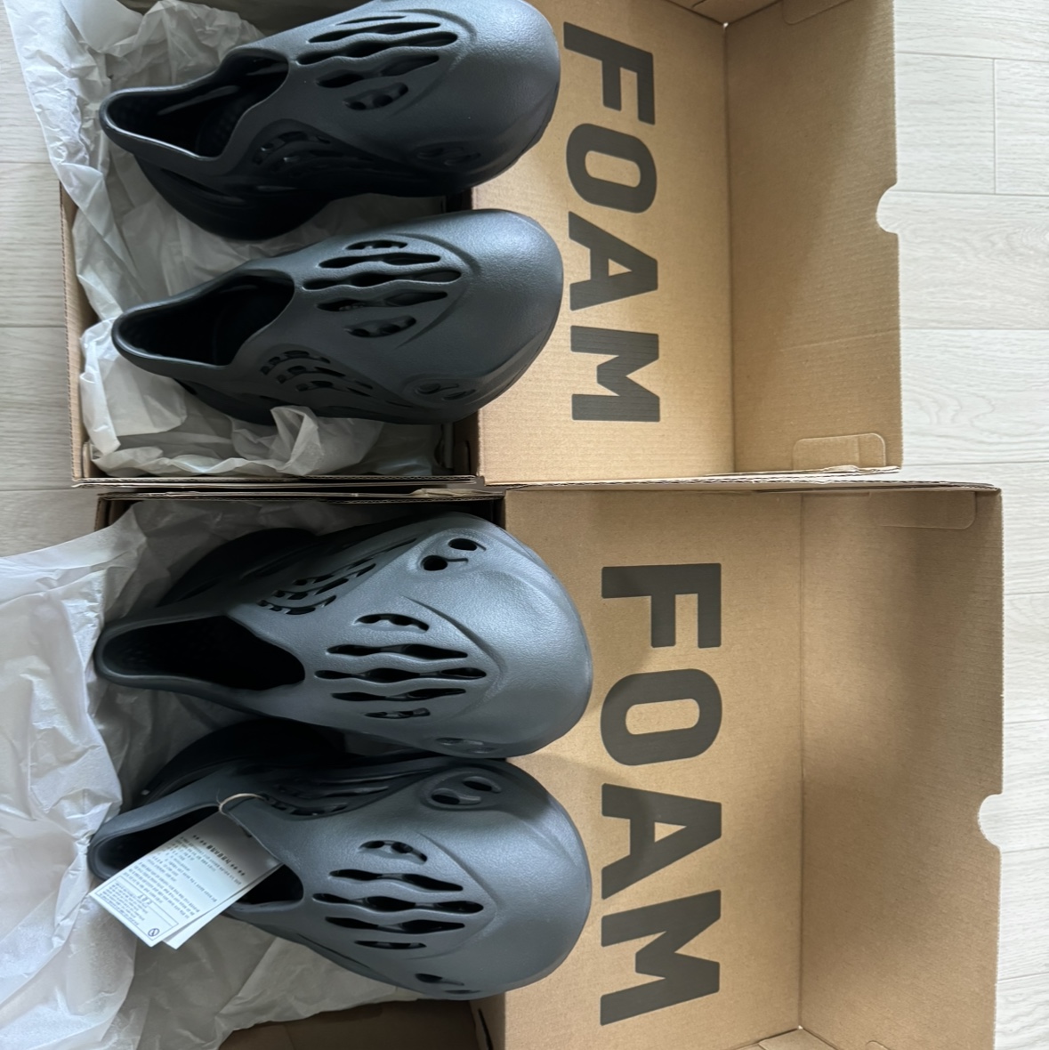 Adidas Yeezy Foam RNNR Carbon, (Kids) Adidas Yeezy Foam RNNR Carbon 착용 스타일