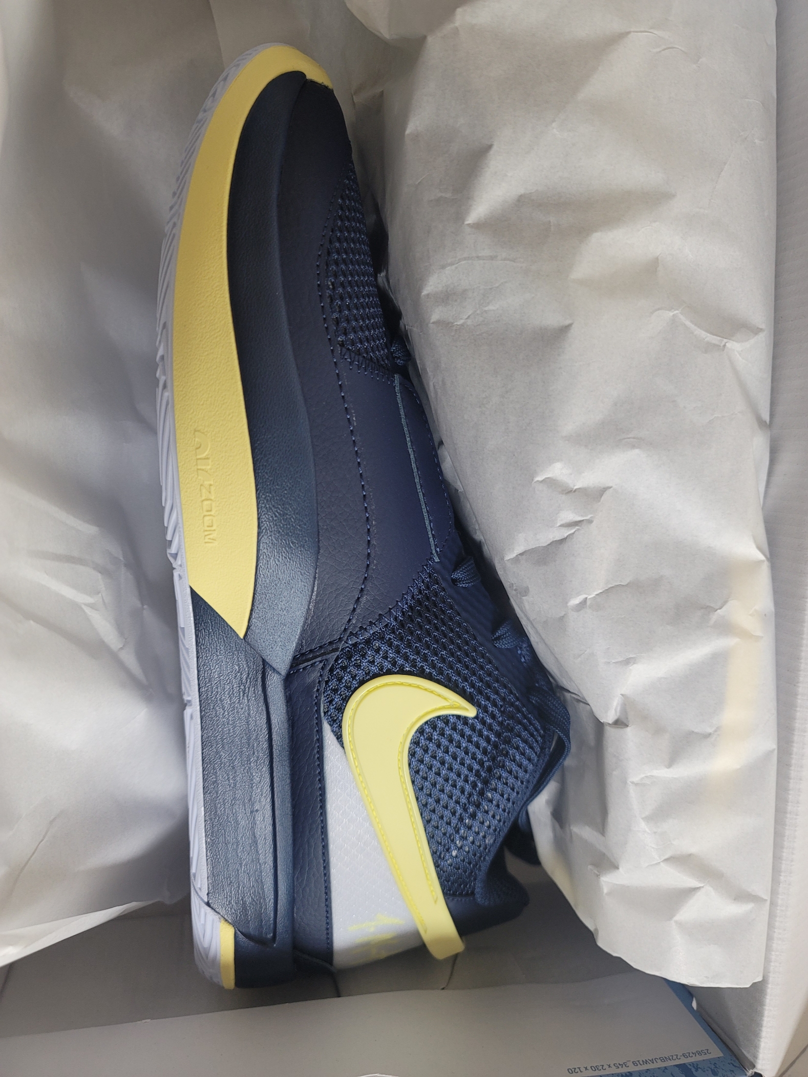 Nike Ja 1 EP Midnight Navy Football Grey 착용 스타일
