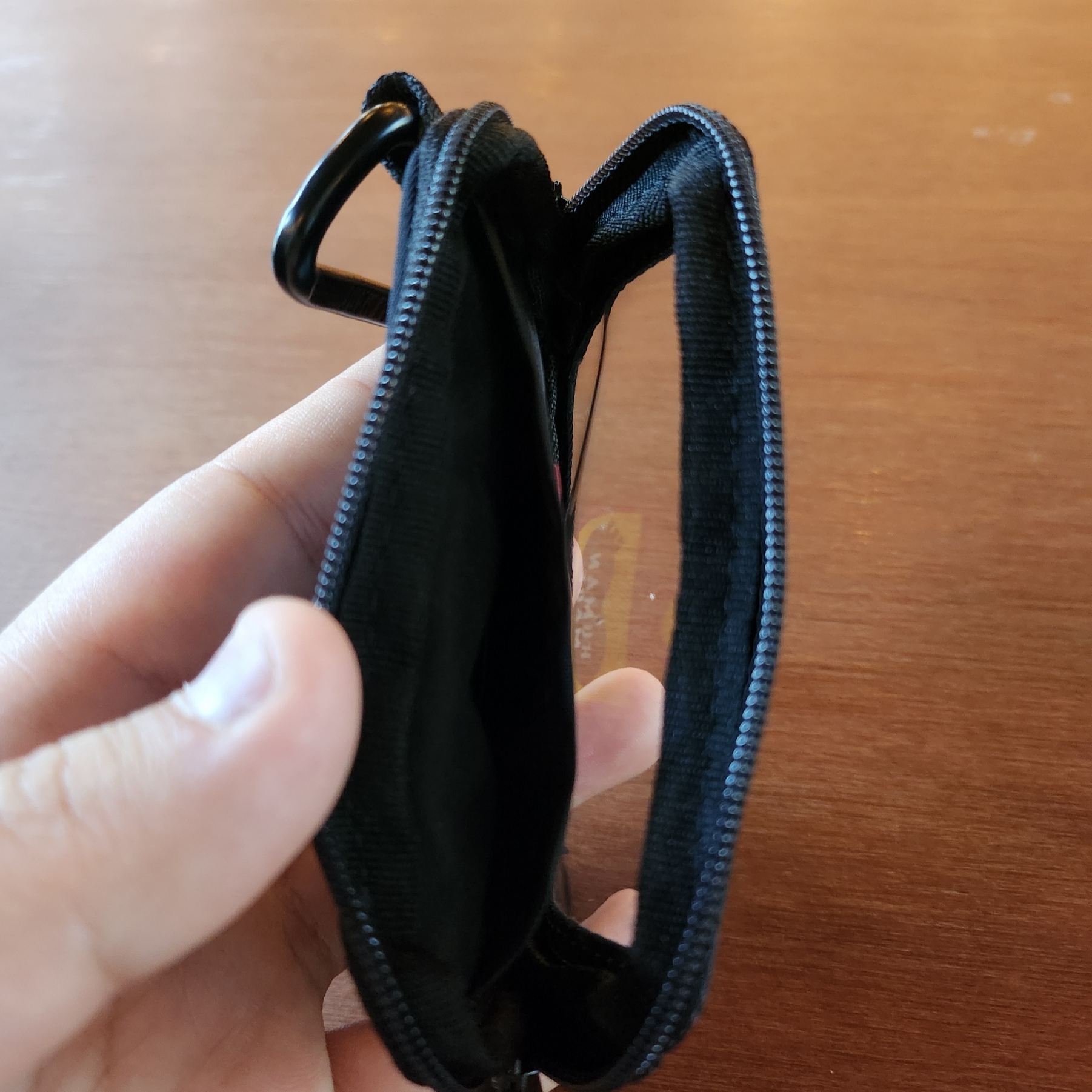 Human Made Military Card Case Black, Supreme Webbing Keychain Red - 23SS 착용 스타일 - 3