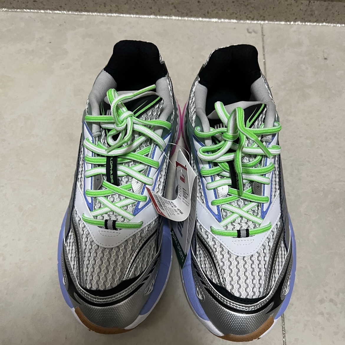 Puma Velophasis Black Intense Lavender 착용 스타일 - 1
