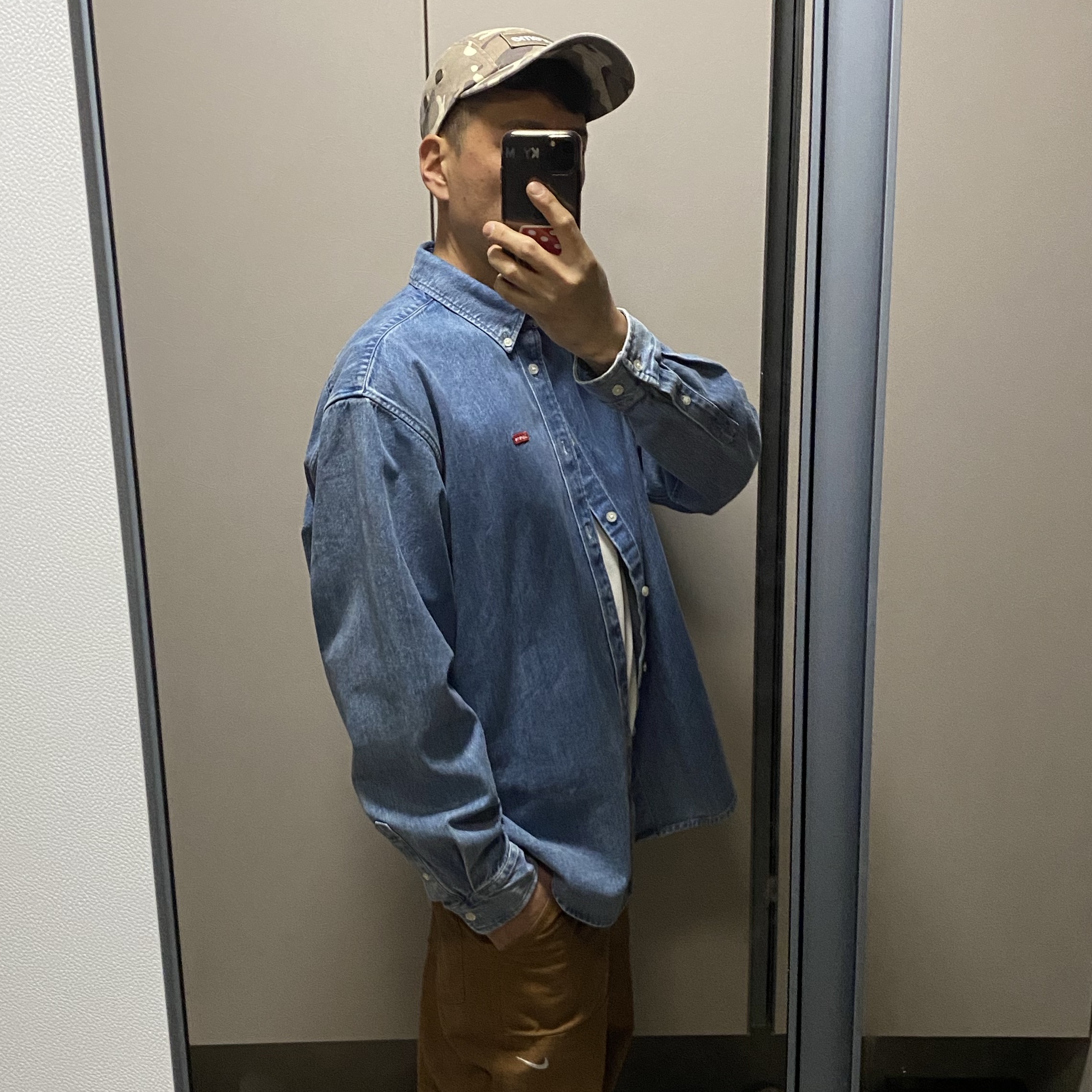Supreme Small Box Shirt Denim - 23FW, Supreme Military Camp Cap Stone Camo - 23SS 착용 스타일