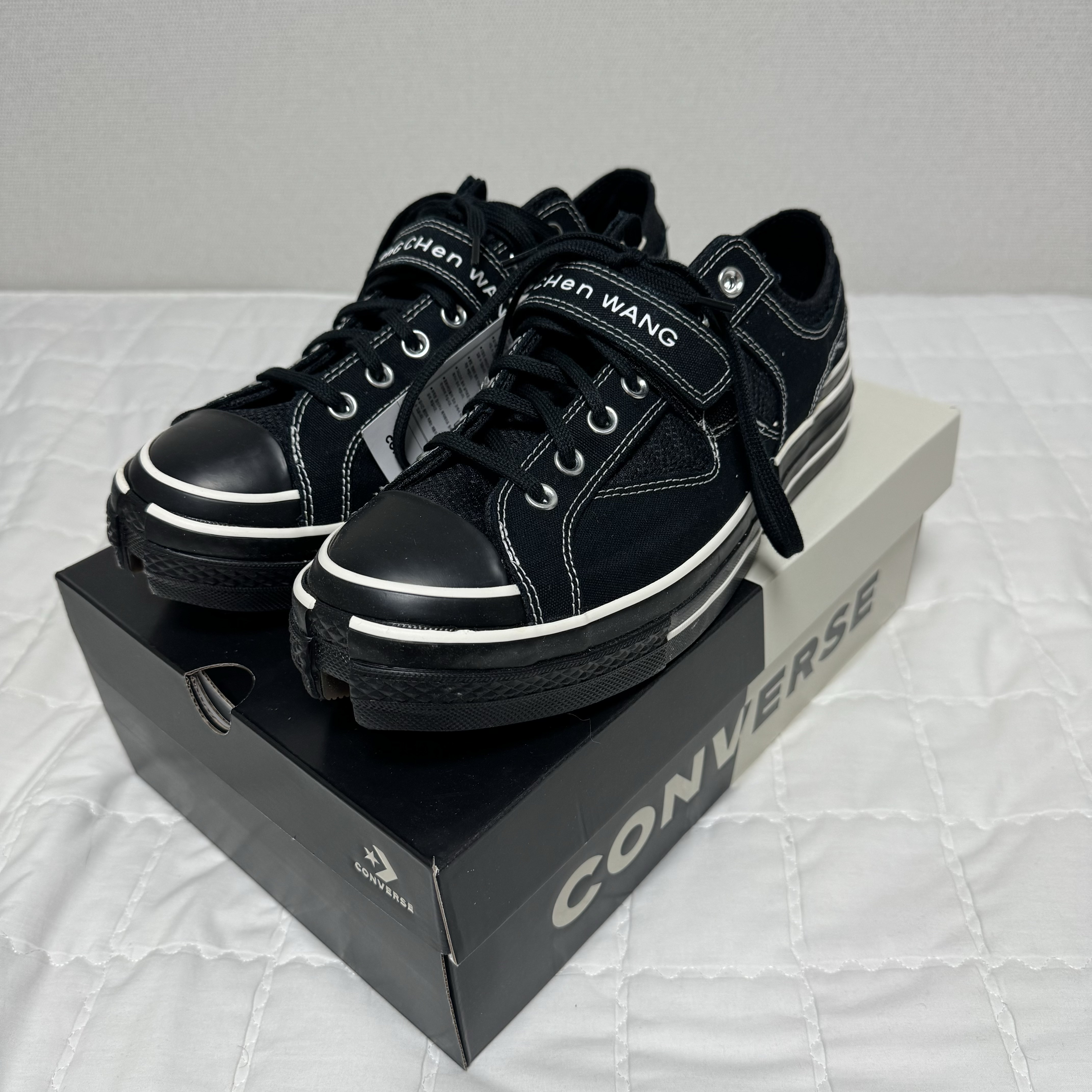 Converse x Feng Chen Wang Chuck 70 Ox 2-in-1 Black, Converse x Feng Chen Wang Chuck 70 Ox 2-in-1 Egret 착용 스타일 - 9