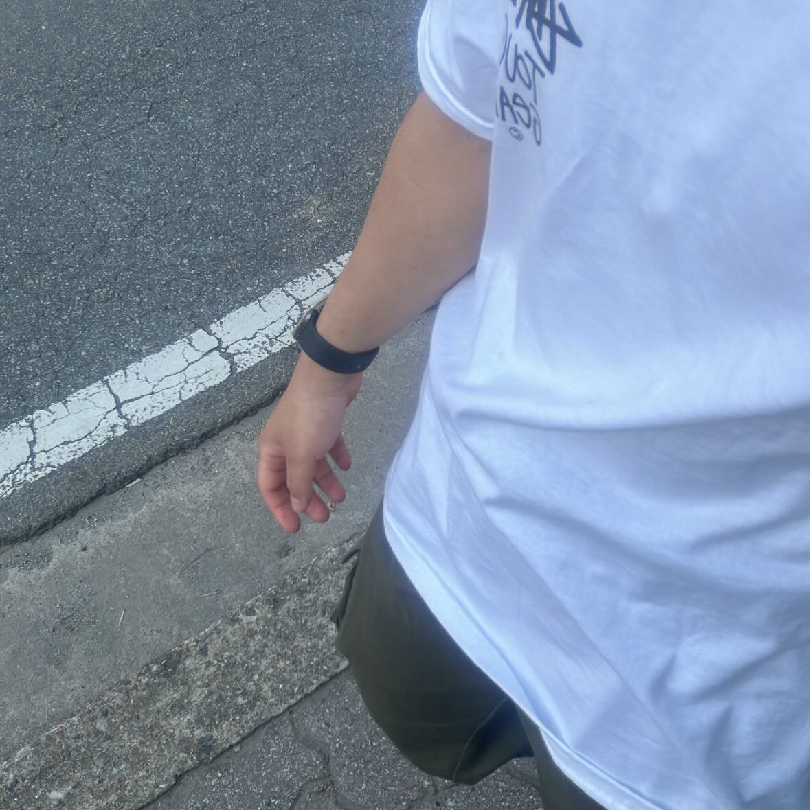 Stussy Tough Gear T-Shirt White, Jordan 1 Low SE Concord 착용 스타일 - 1