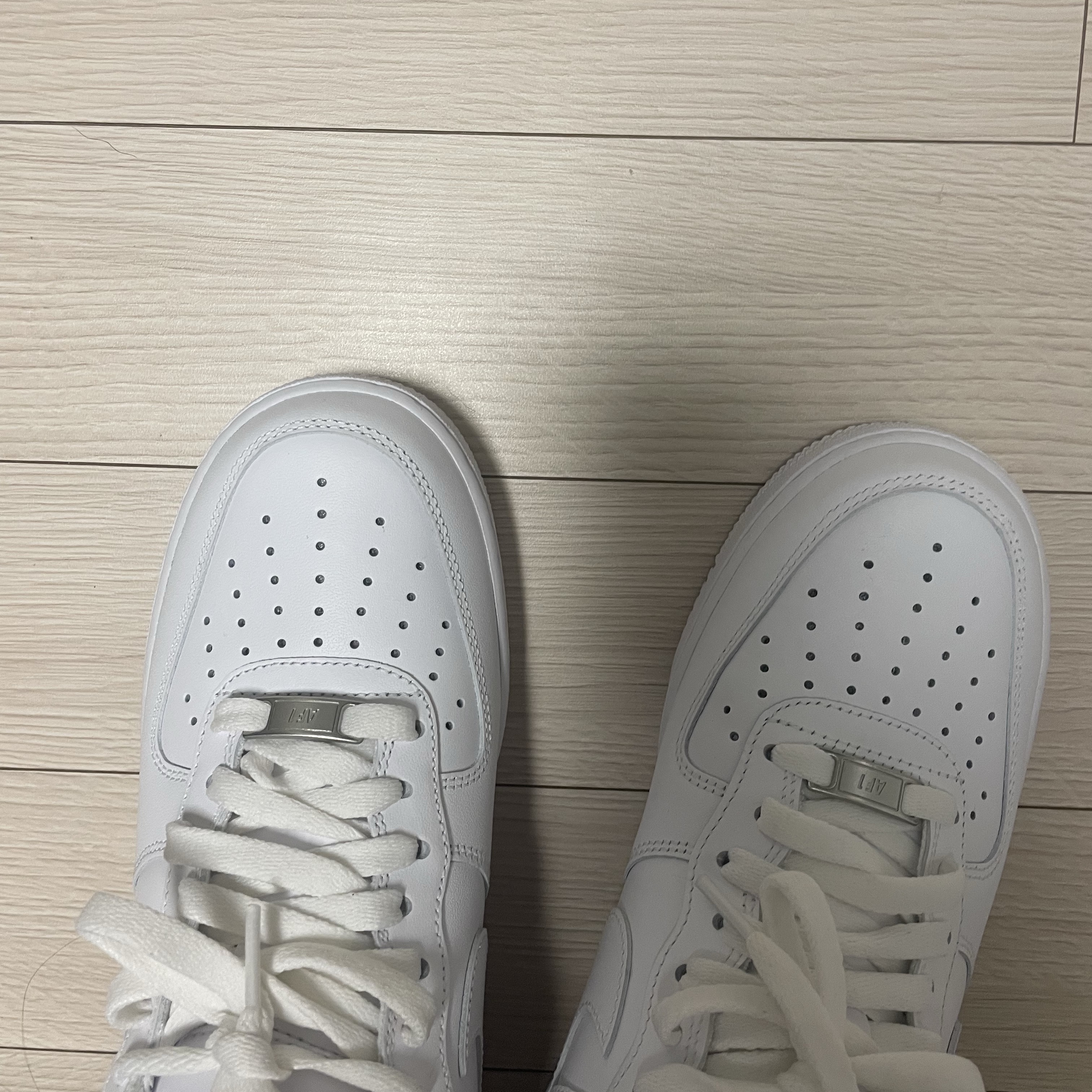 Nike Air Force 1 '07 Low White 착용 스타일