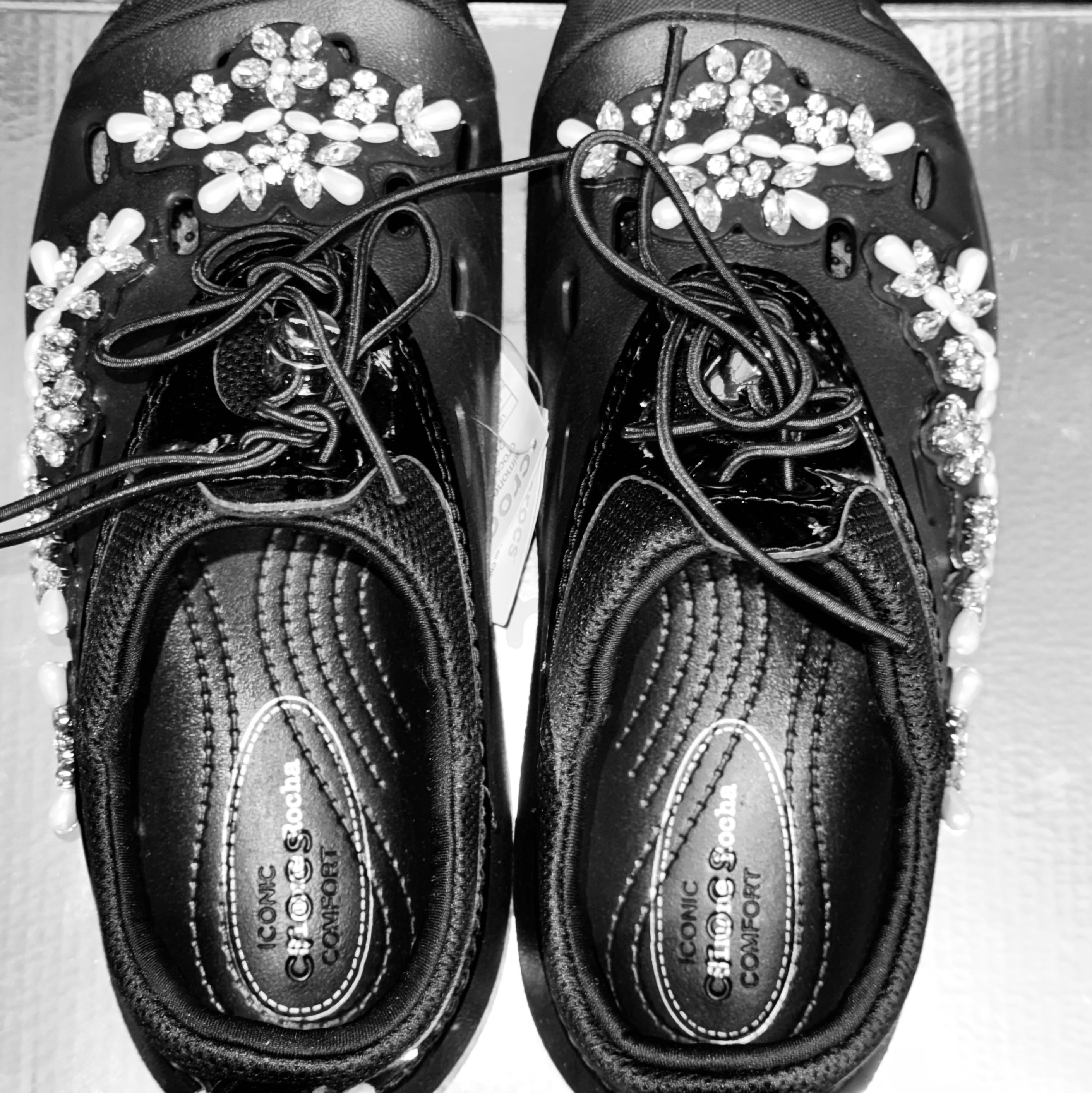 (W) Crocs x Simone Rocha Quick Trail Low Black 착용 스타일 - 1