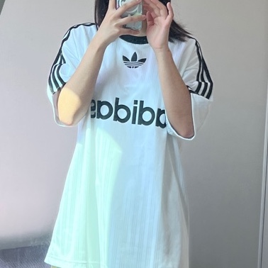 Adidas Adicolor T-Shirt Black White - KR Sizing 착용 스타일 - 2
