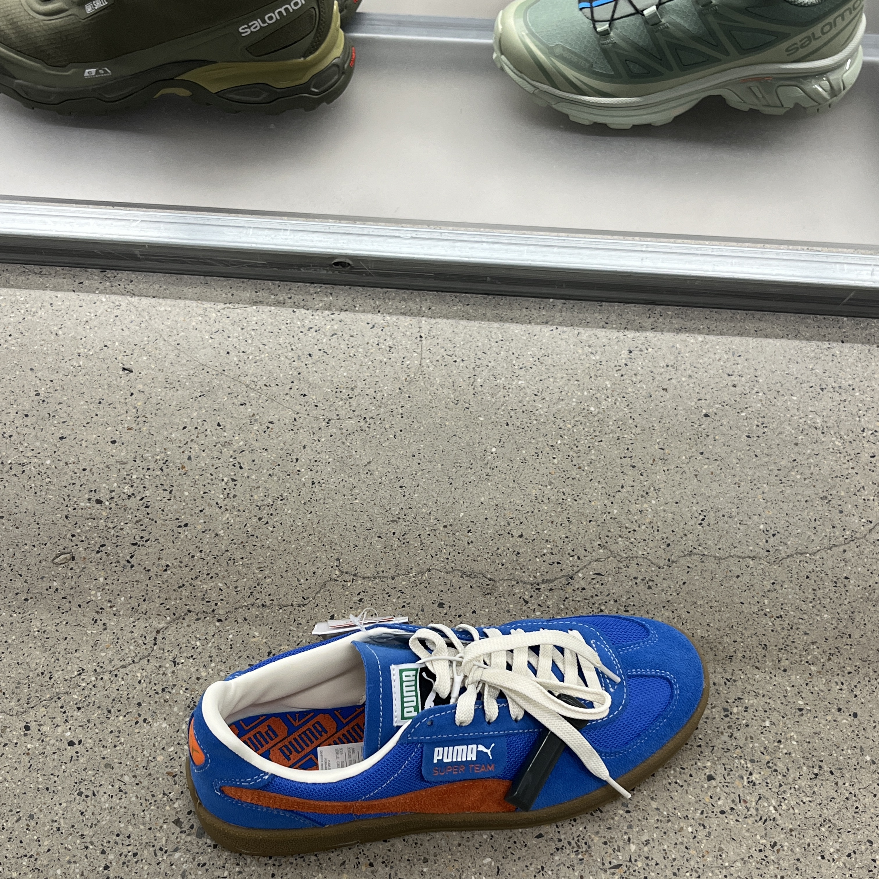 Puma Super Team Handy Ultra Blue Rickie Orange 착용 스타일 - 2
