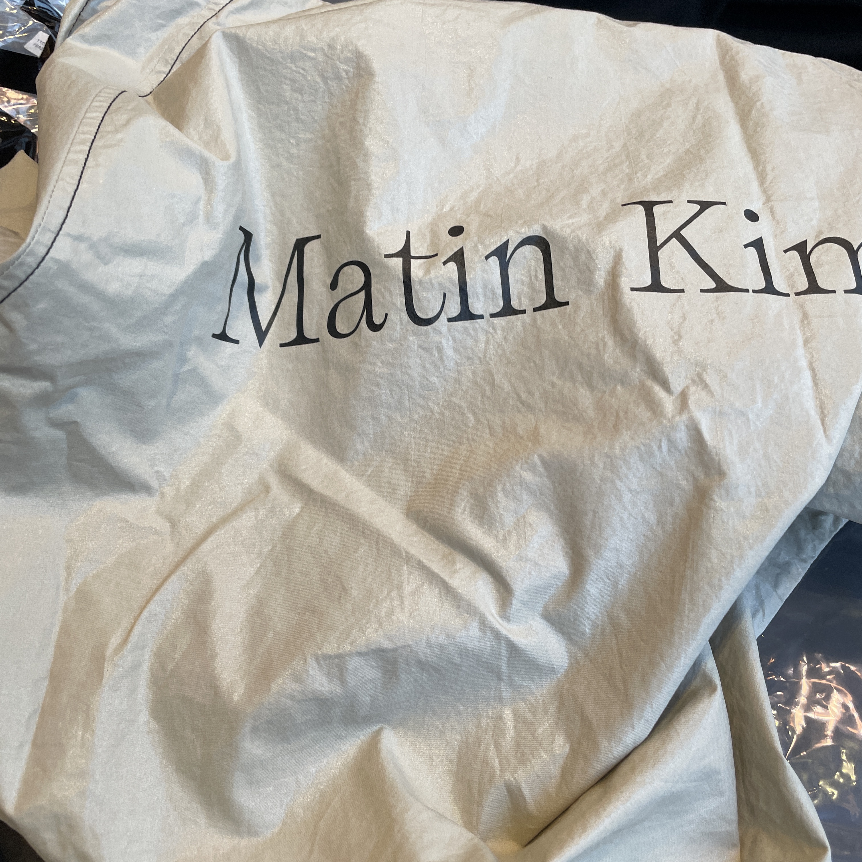 (W) Matin Kim Matin Crop Hoody Coating Jumper Beige 착용 스타일