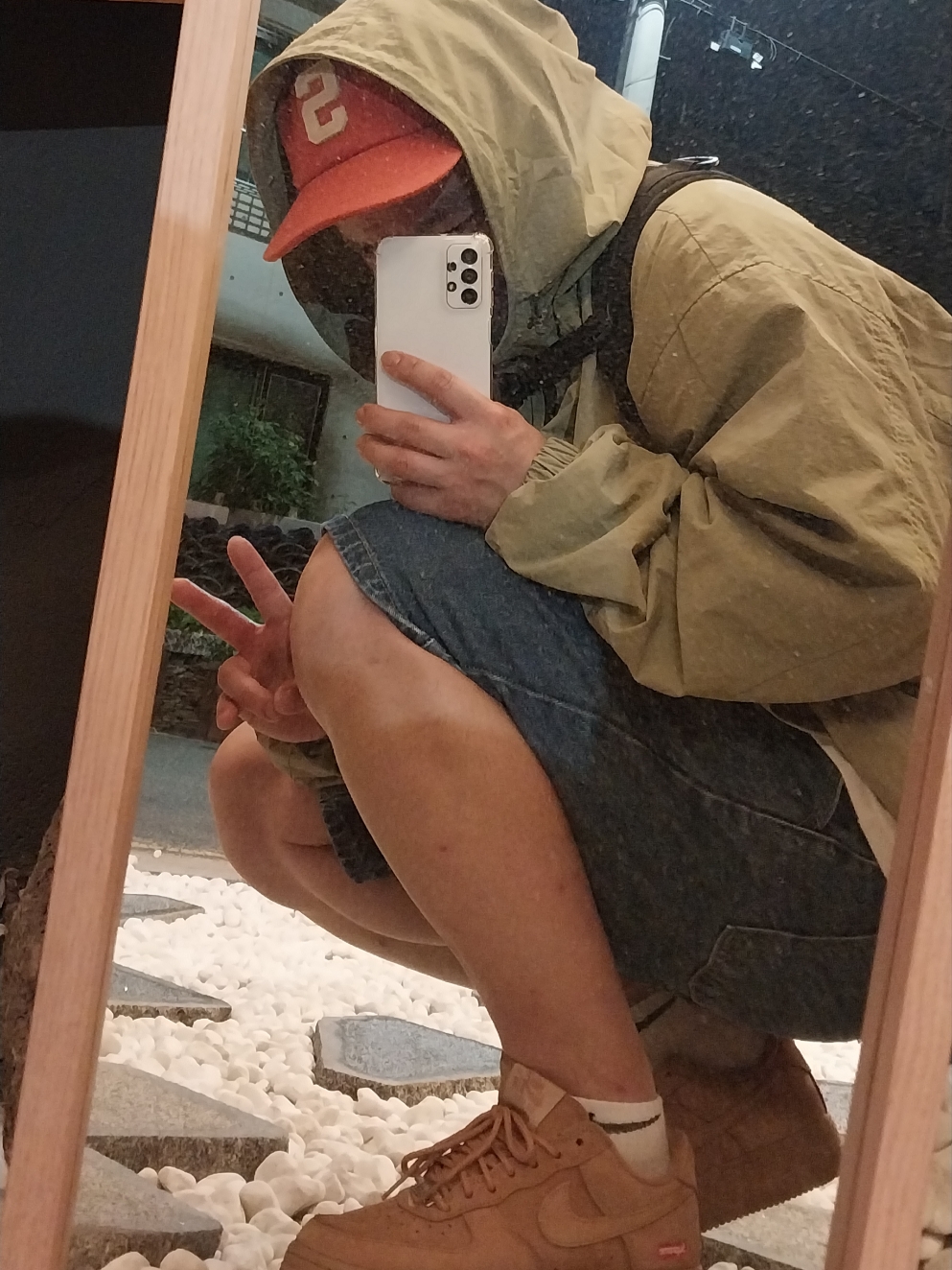 Nike x Supreme Air Force 1 Low Flax 착용 스타일