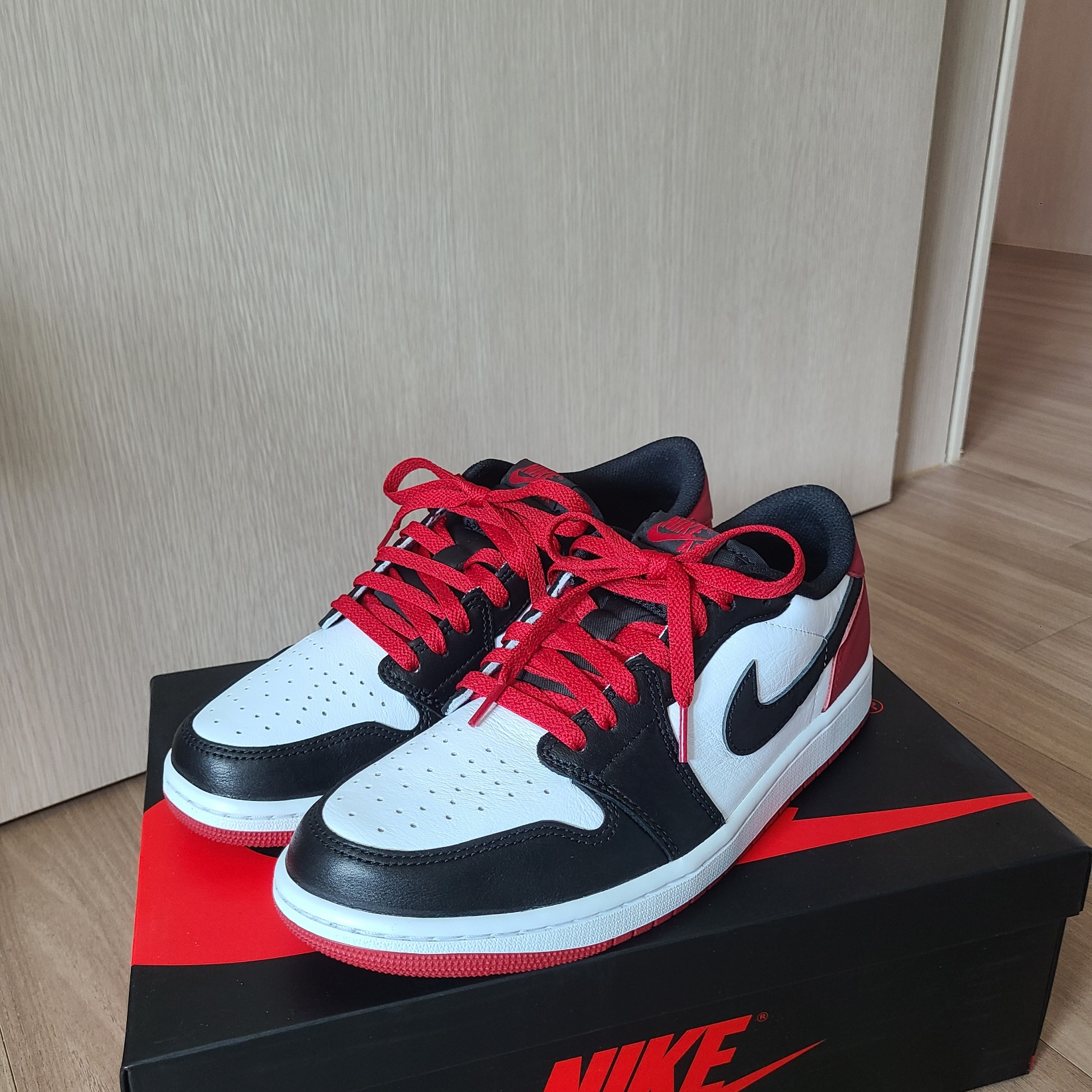 Jordan 1 Retro Low OG Black Toe 착용 스타일