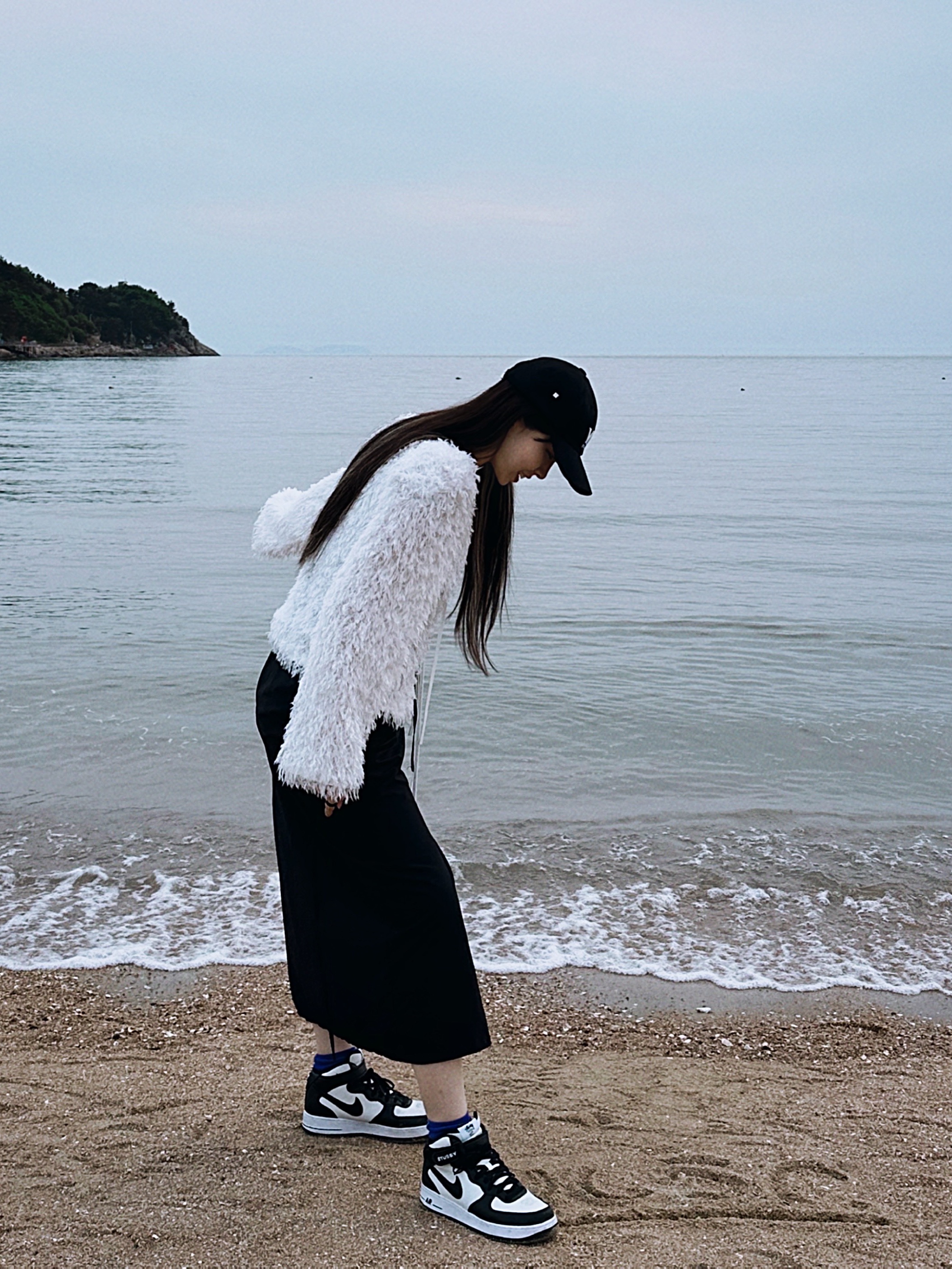 Wooyoungmi W Patch Ball Cap Black - 23SS, Nike x Stussy Air Force 1 '07 Mid SP Black and Light Bone 착용 스타일 - 1
