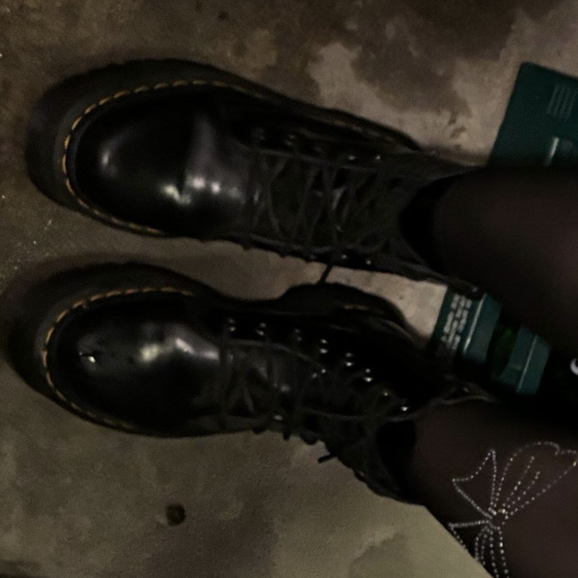 Dr. Martens Jadon Boots Black 착용 스타일