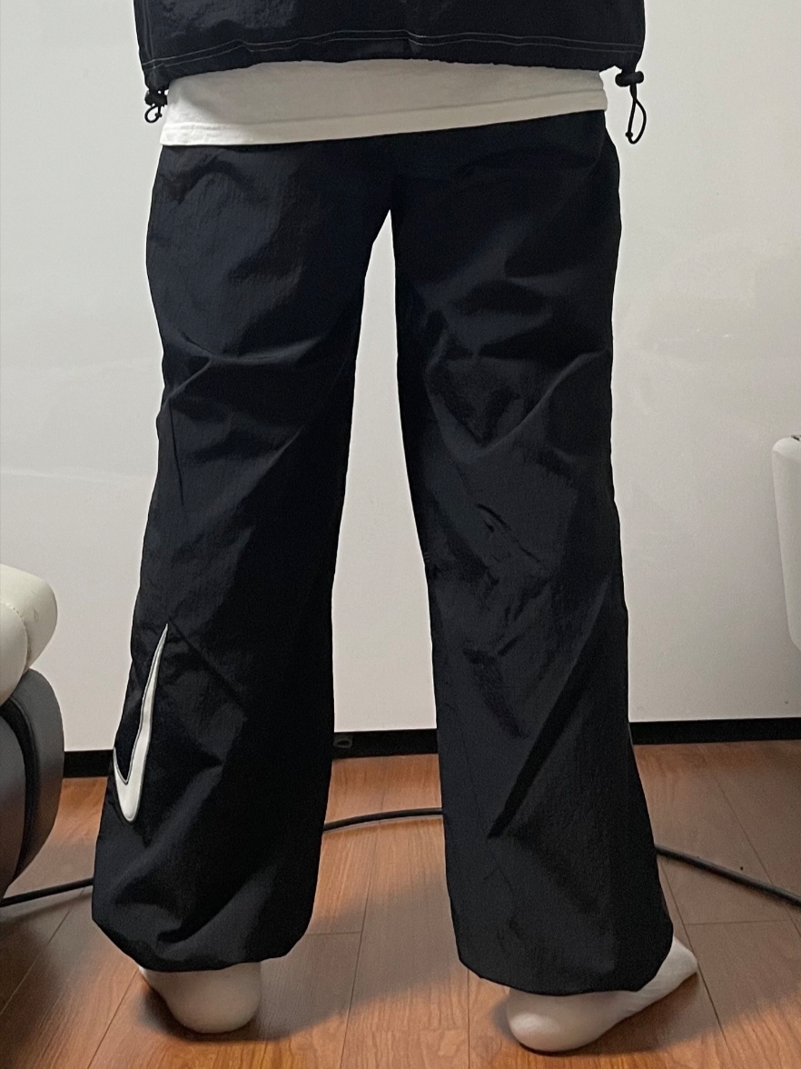 Supreme x Nike Ripstop Track Pants Black - 24SS 착용 스타일 - 3