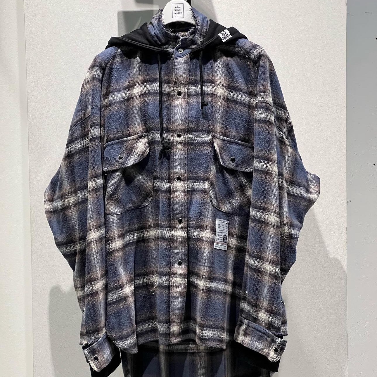 Maison Mihara Yasuhiro Hooded Check Shirt Blue 착용 스타일