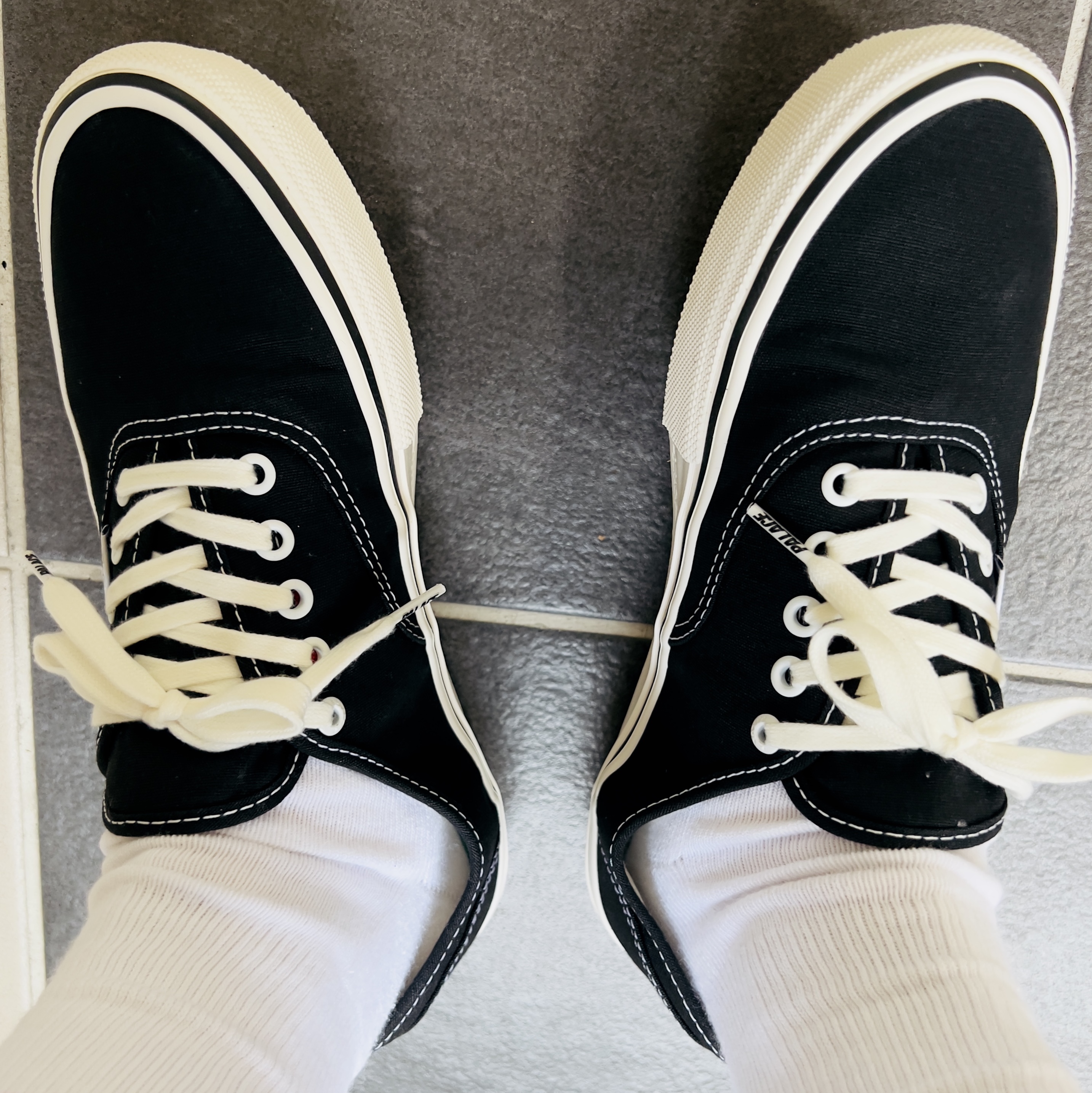Vans X Palace Skate Authentic Black White - 24SS, Palace Basically A Sock White 착용 스타일