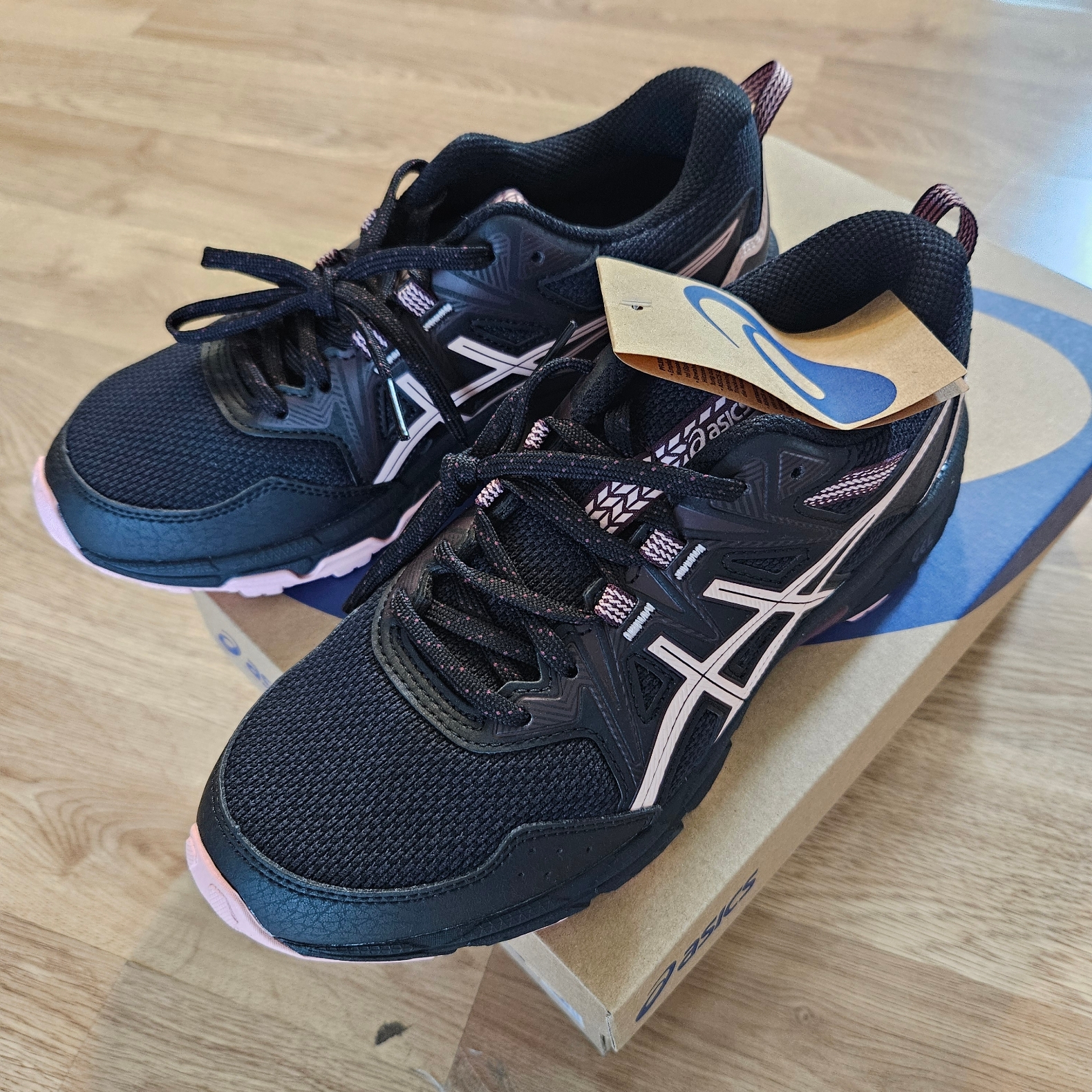 (W) Asics Gel-Venture 8 Black Frosted Rose 착용 스타일