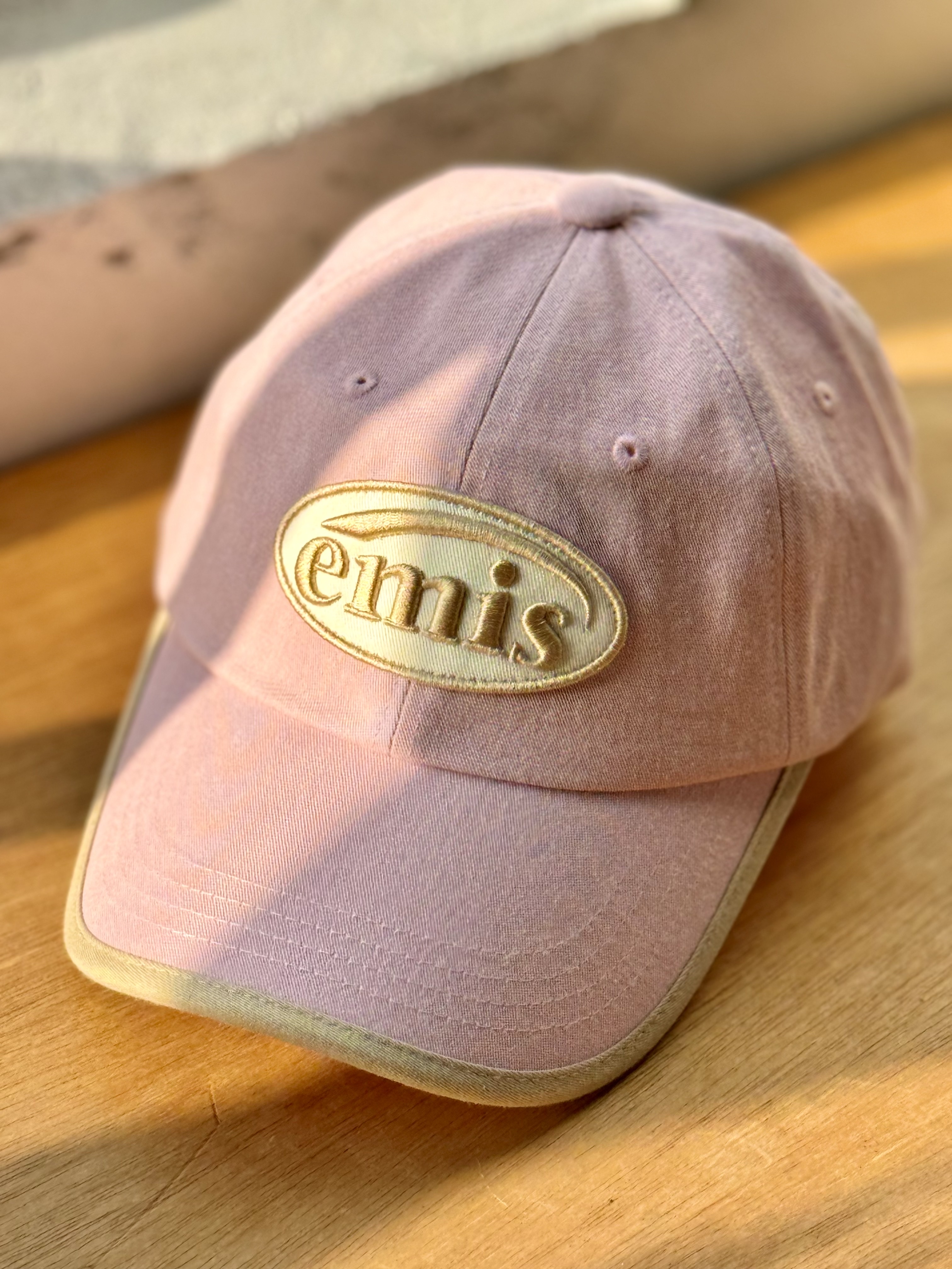 Emis Beige Trimming Ball Cap Pink, Emis Star Bag Pink 착용 스타일 - 2