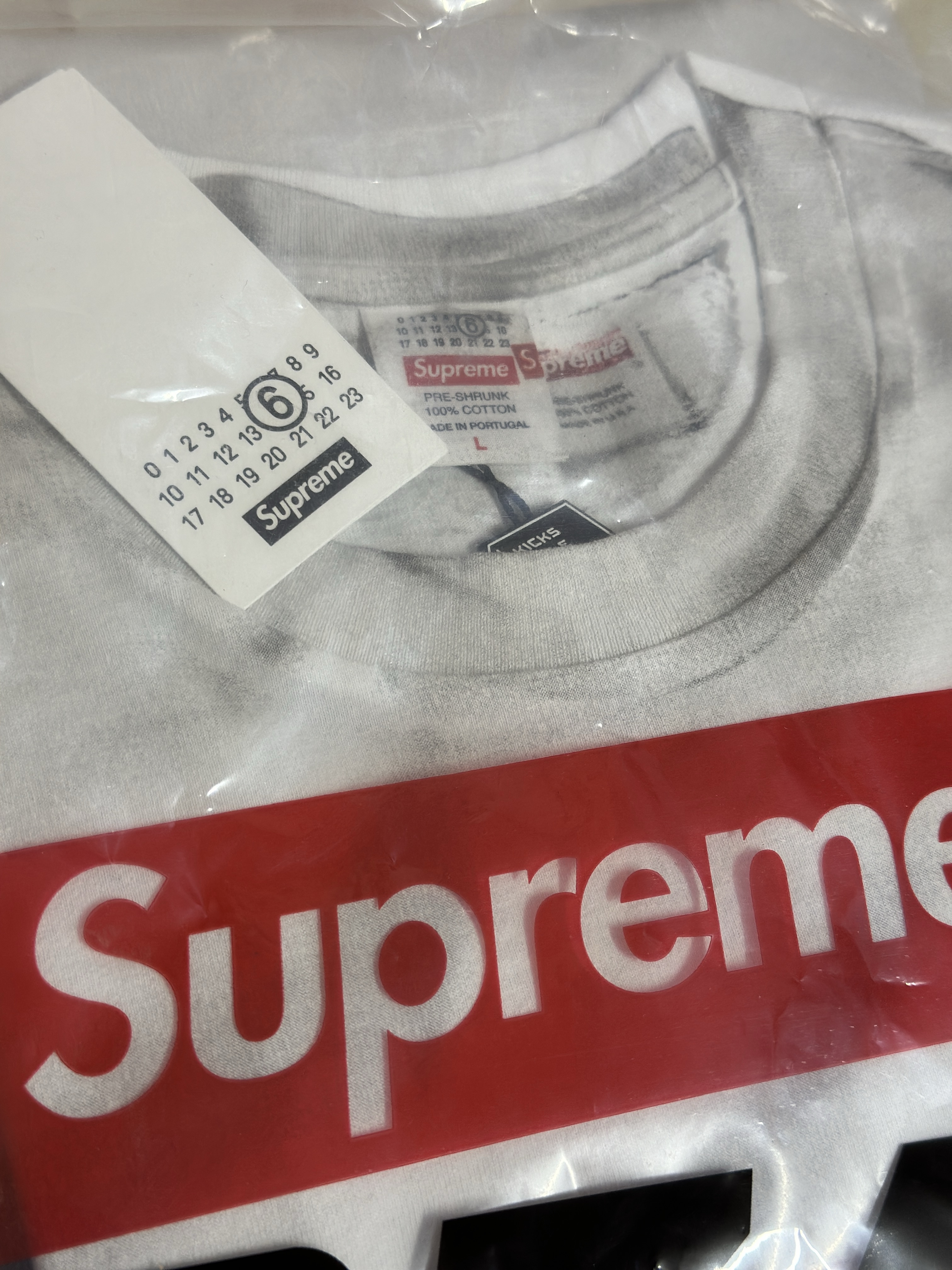 Supreme x MM6 Maison Margiela Box Logo T-Shirt White - 24SS 착용 스타일