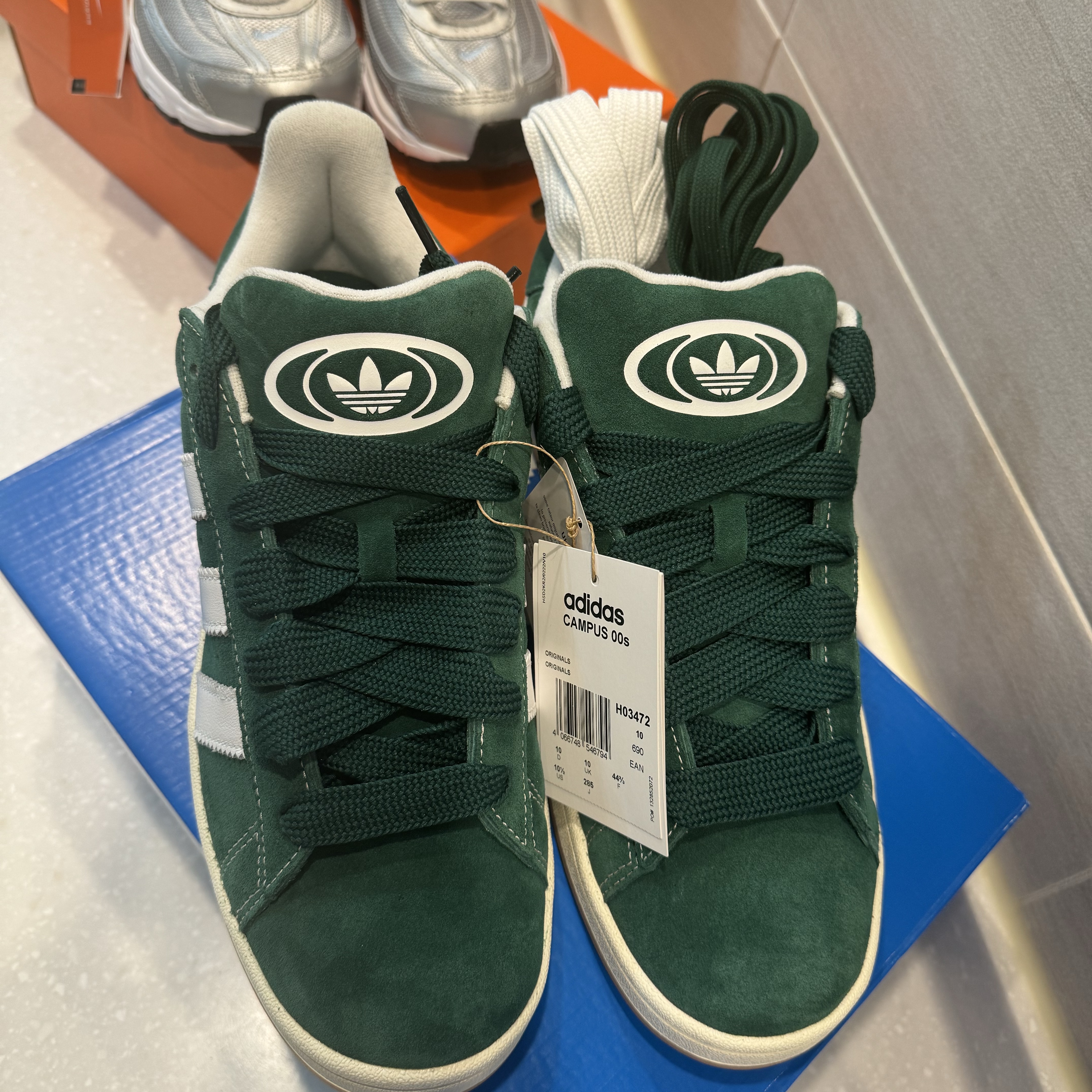 Adidas Campus 00s Dark Green 착용 스타일
